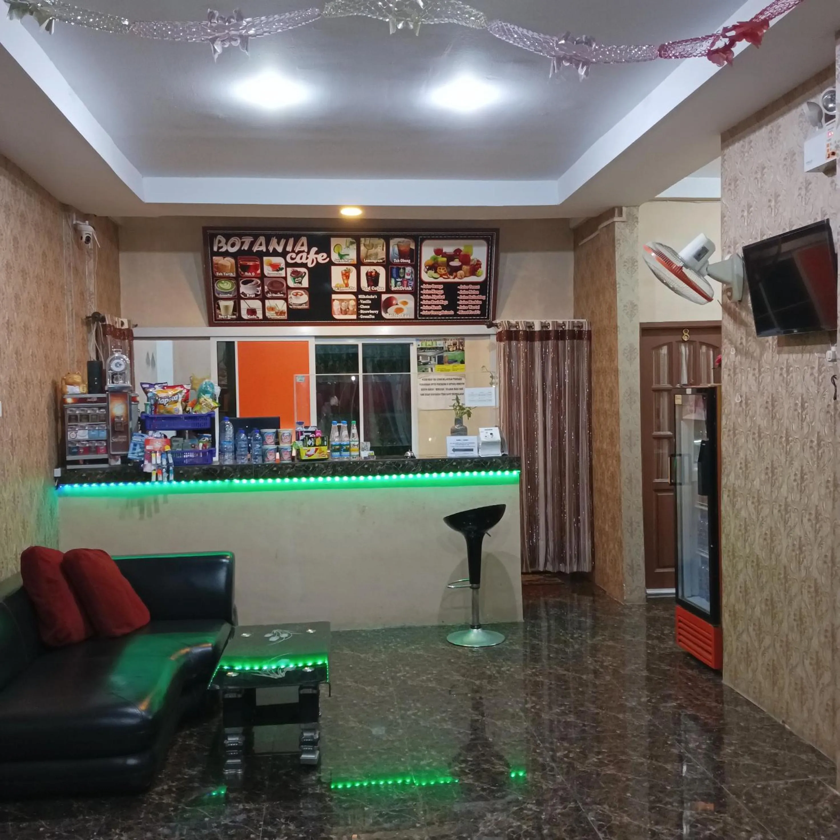 TV and multimedia in BOTANIA HOMESTAY BATAM