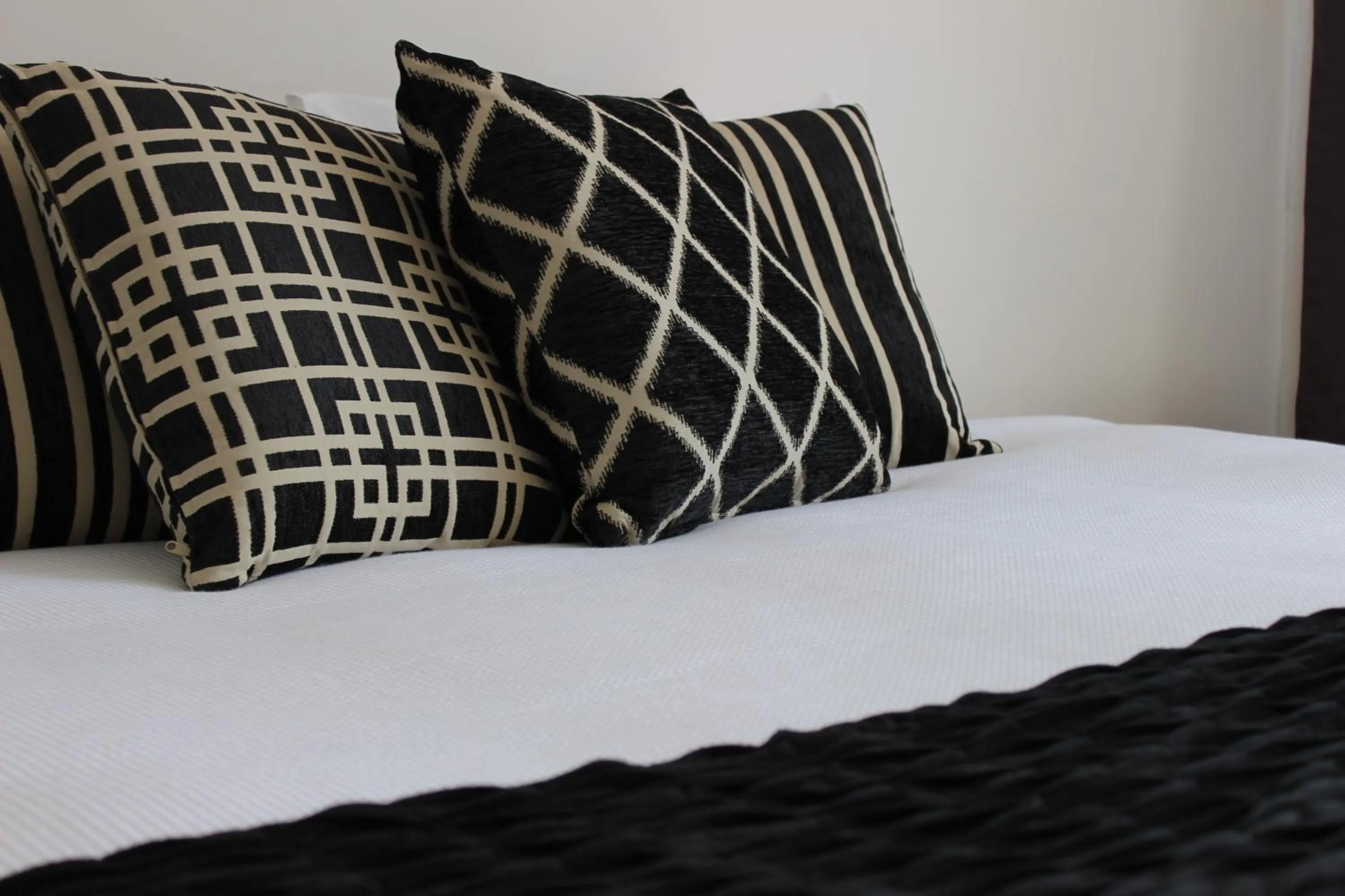 Bedroom, Bed in Orewa Beachcomber