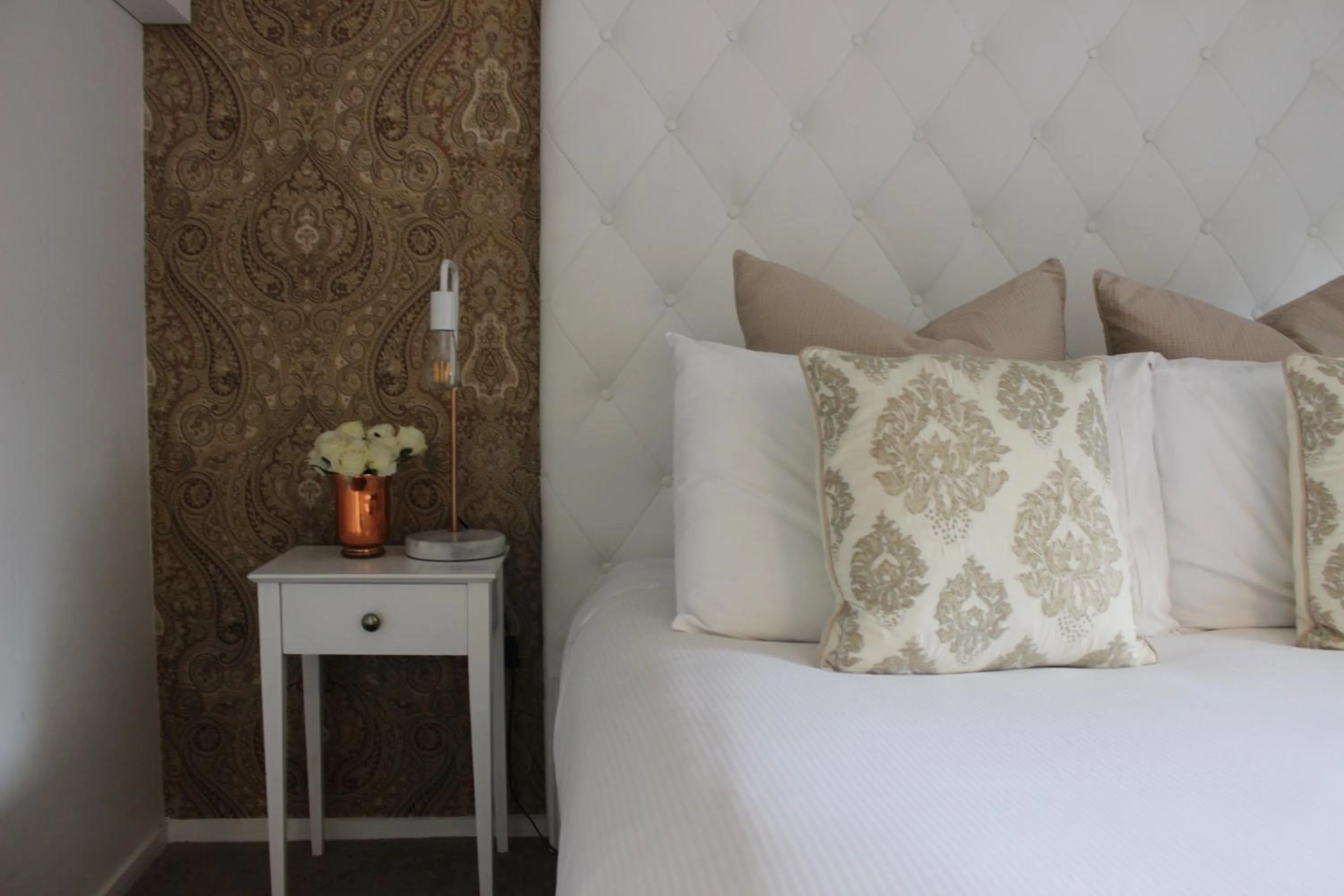 Bed in Orewa Beachcomber