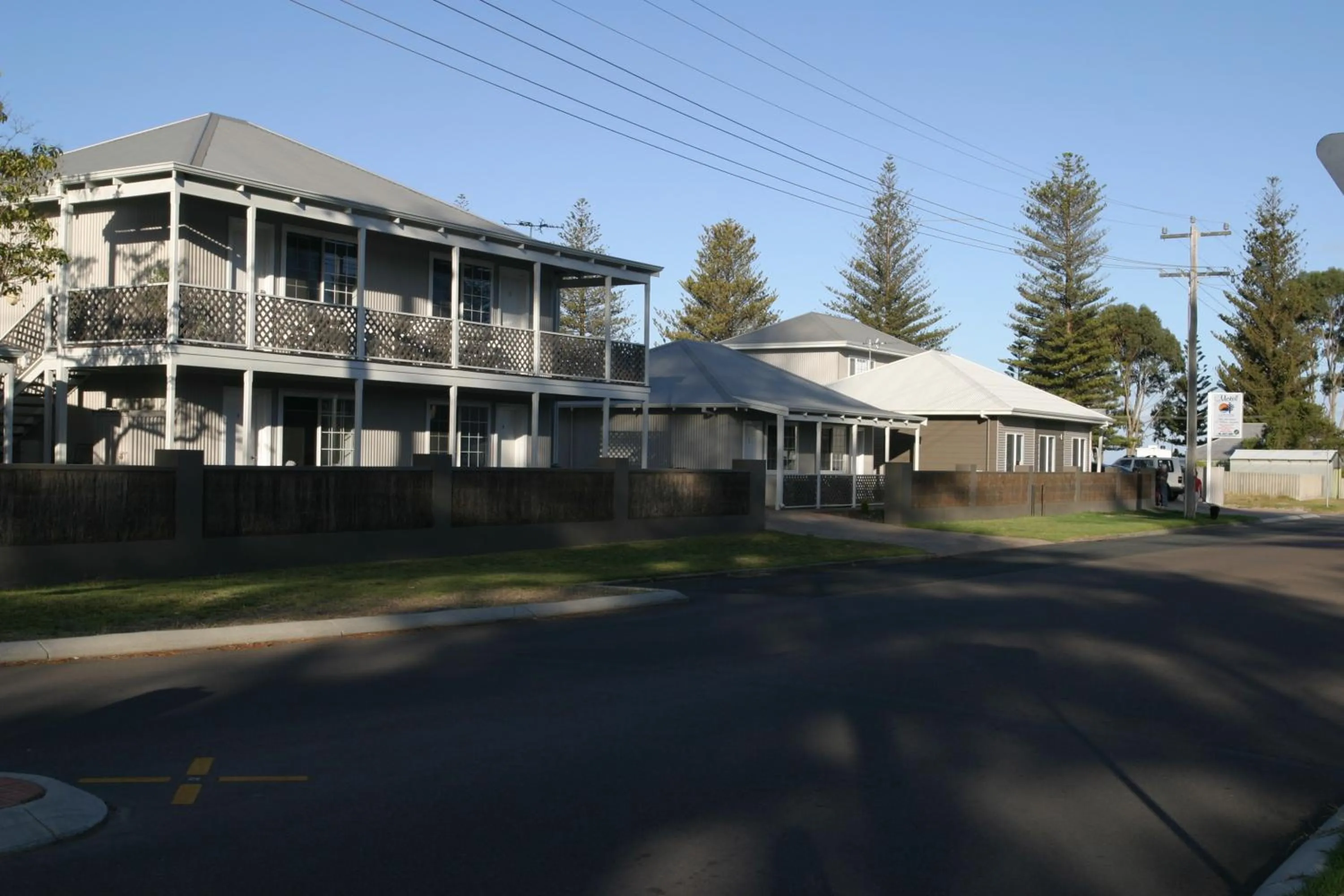 Area and facilities in Clearwater Motel Apartments