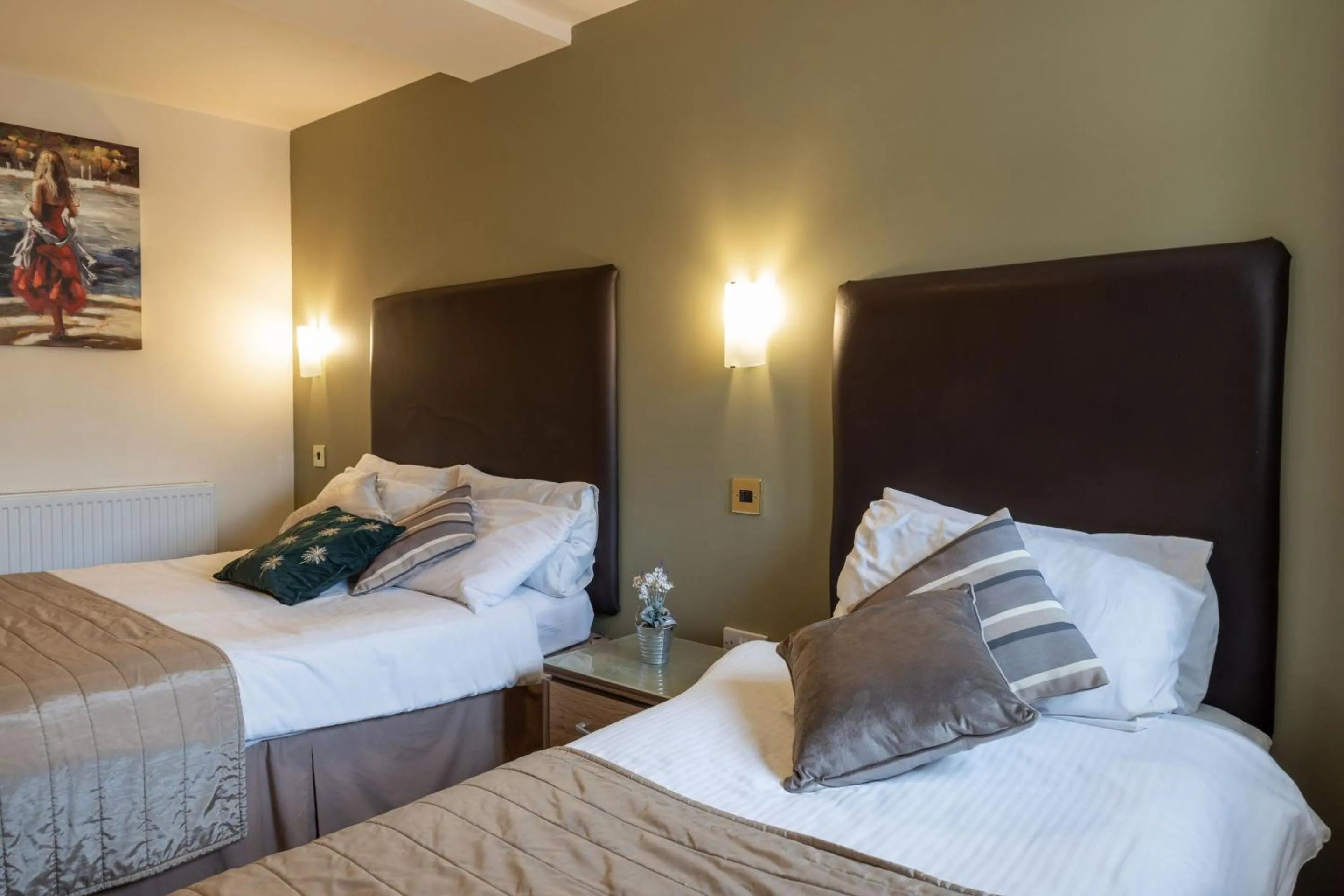 Twin Room with Shower - single occupancy in The Warehouse
