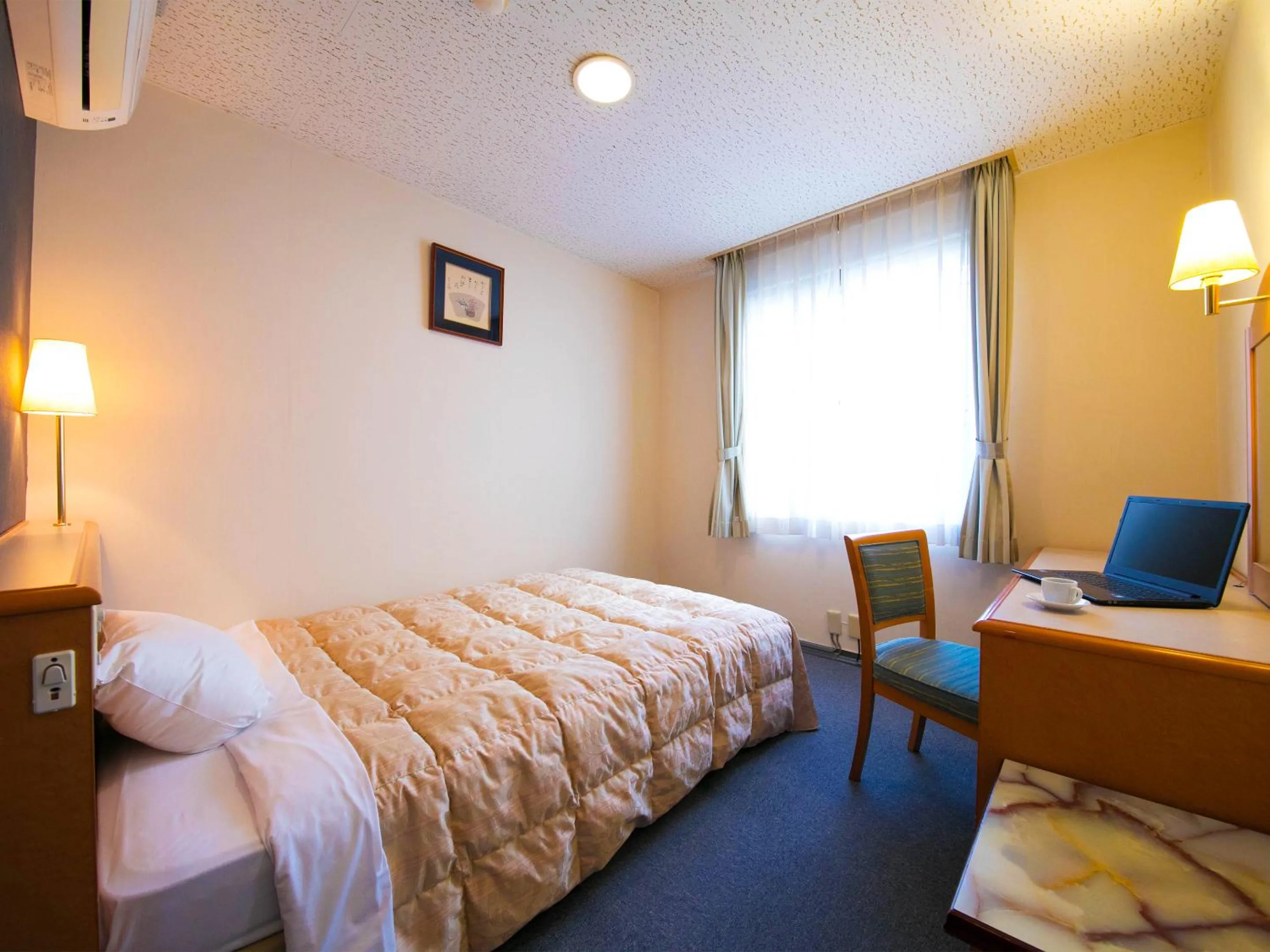Photo of the whole room, Bed in Iki Stellacote Taiankaku