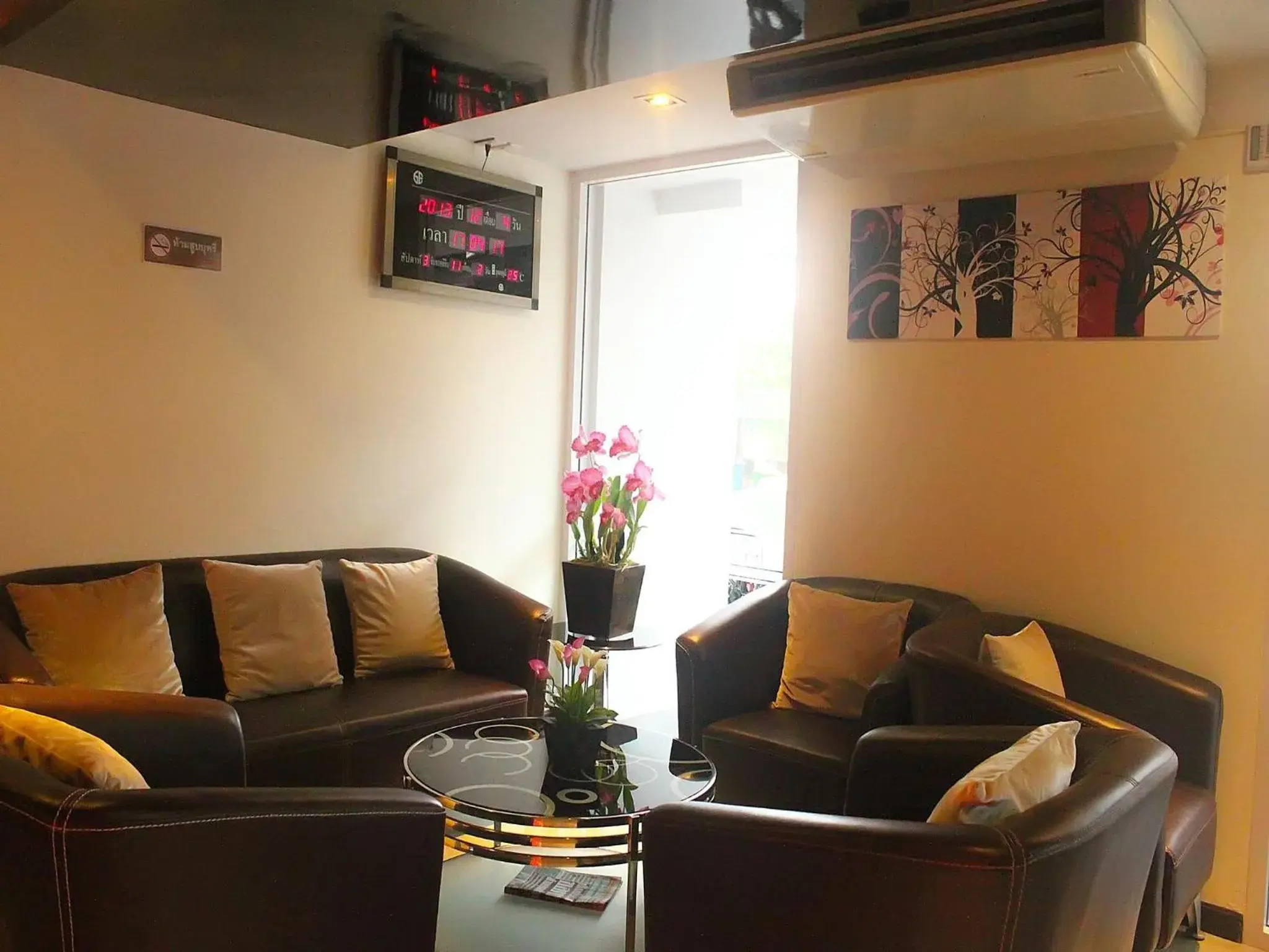 Lobby or reception in MD Grand Hotel Nakhon Lobby or reception in MD Grand Hotel Nakhon