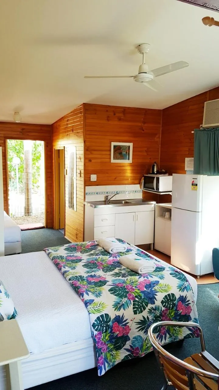 Photo of the whole room, Bed in Bargara Gardens Boutique Villas