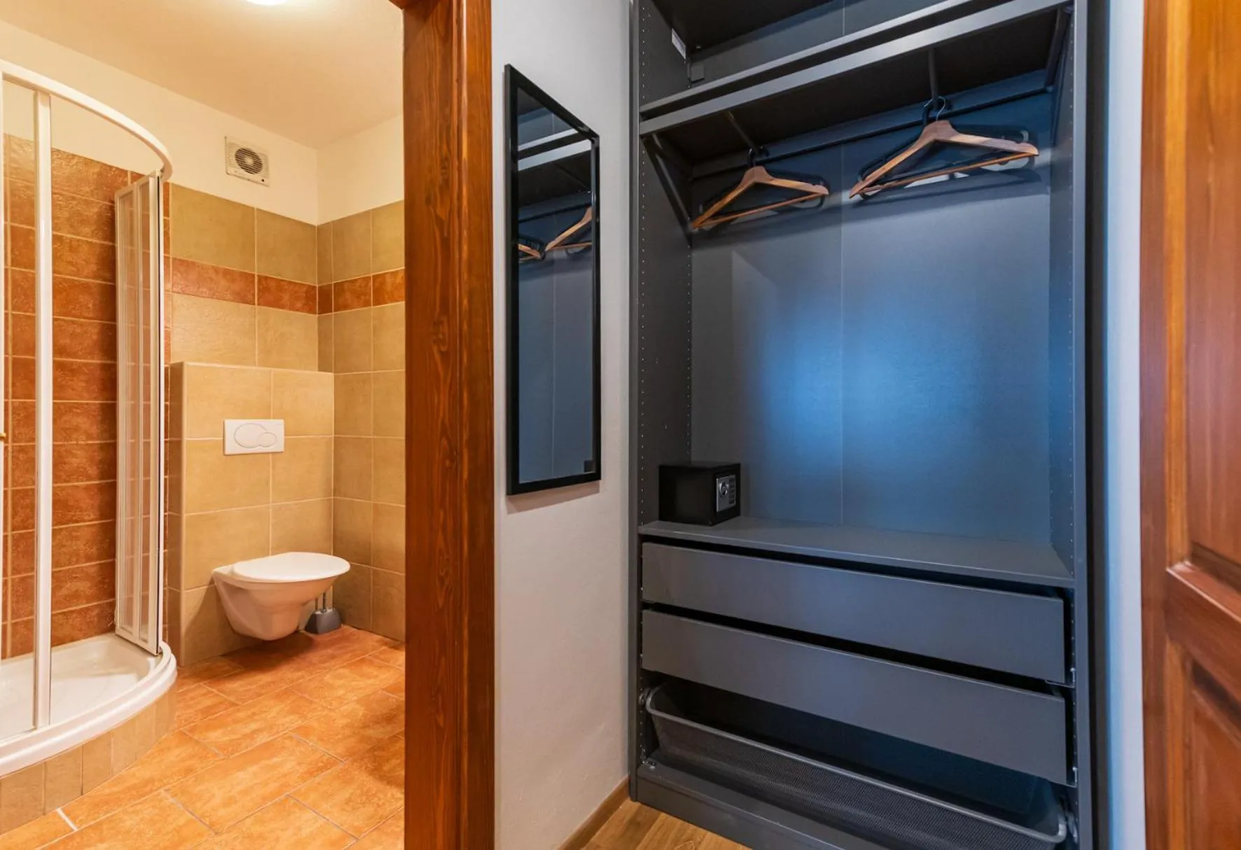 Twin Room in Villa Margarita