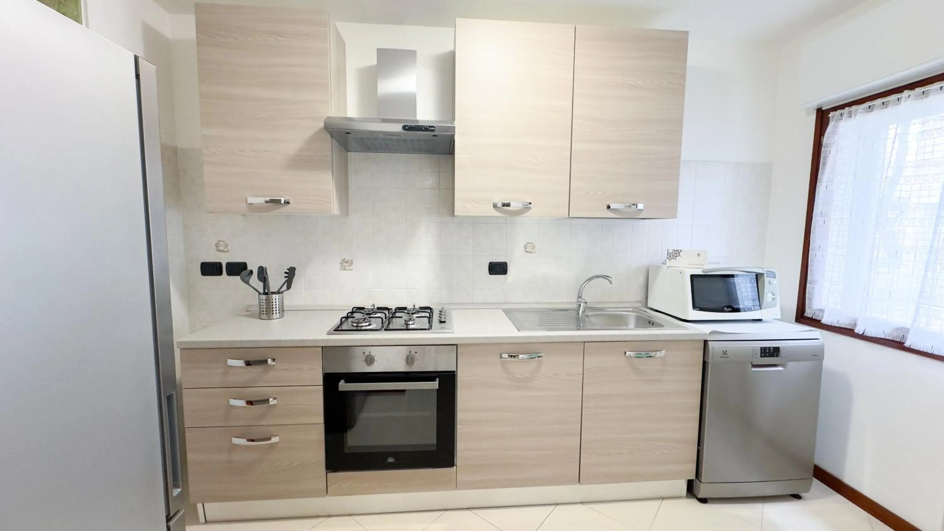 Other in Hellen House by Ca-Sa Check