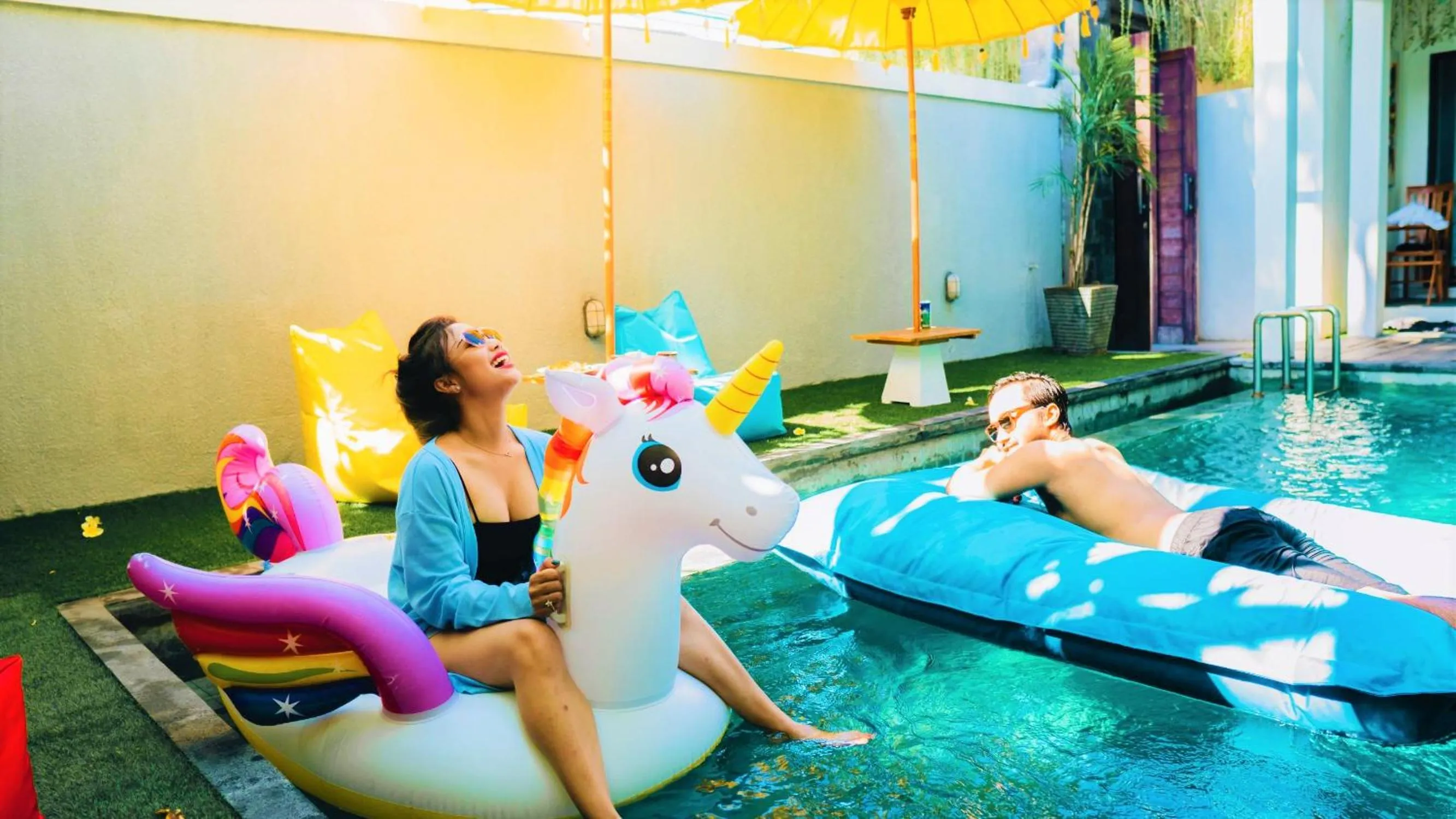 Swimming pool in Bahana Guest House