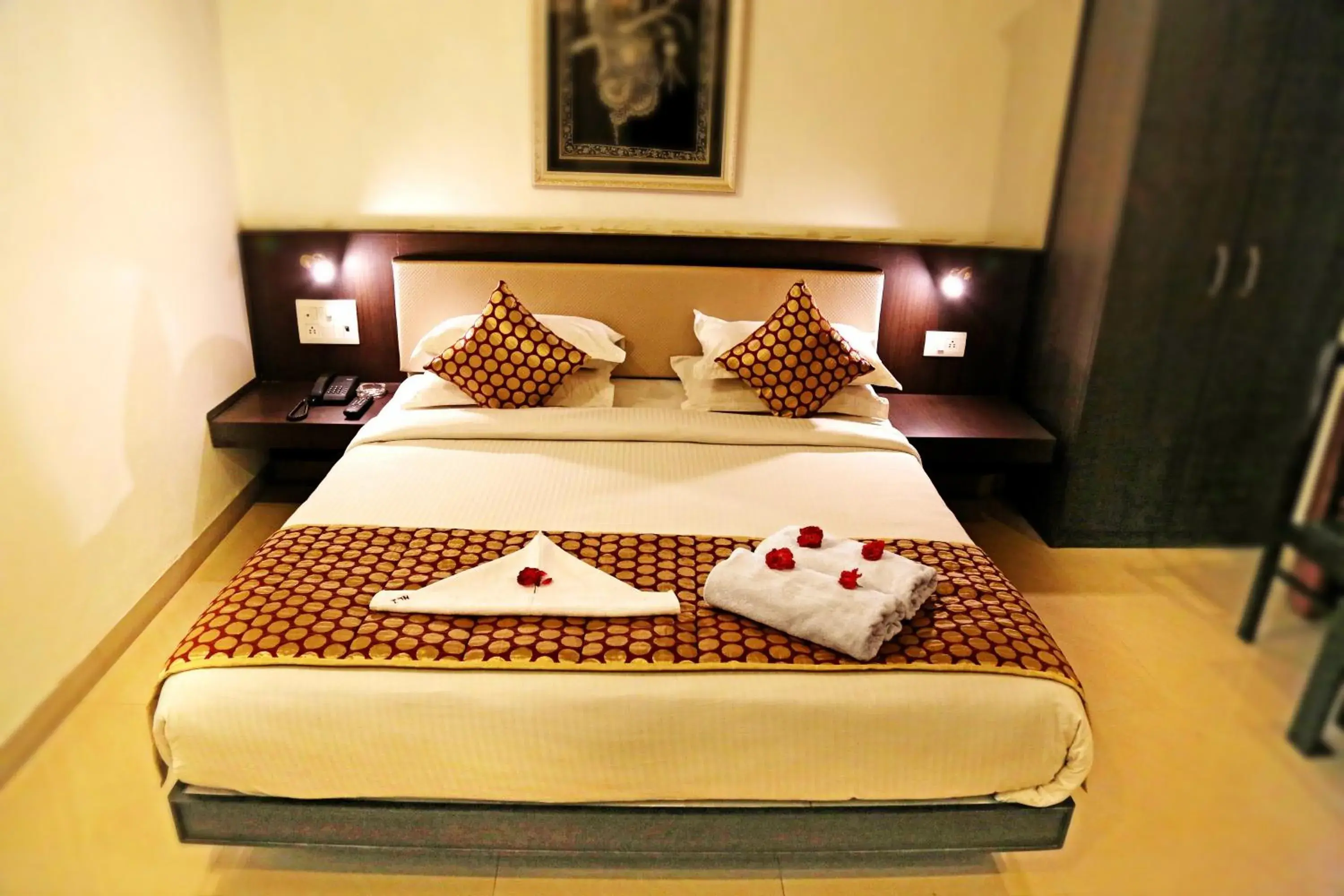 Bed in Narayans Leela Inn Bed in Narayans Leela Inn