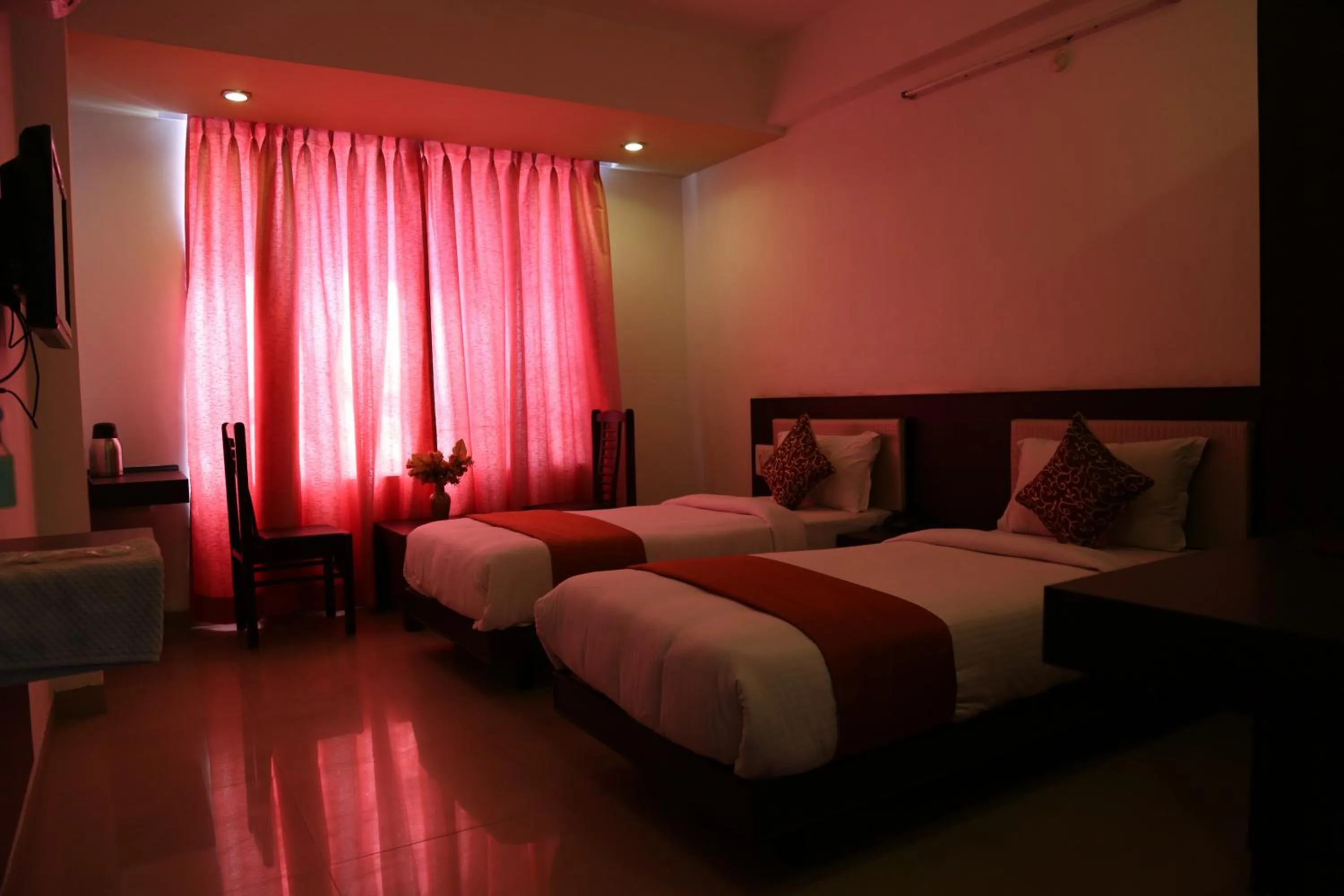 Bedroom, Bed in Narayans Leela Inn