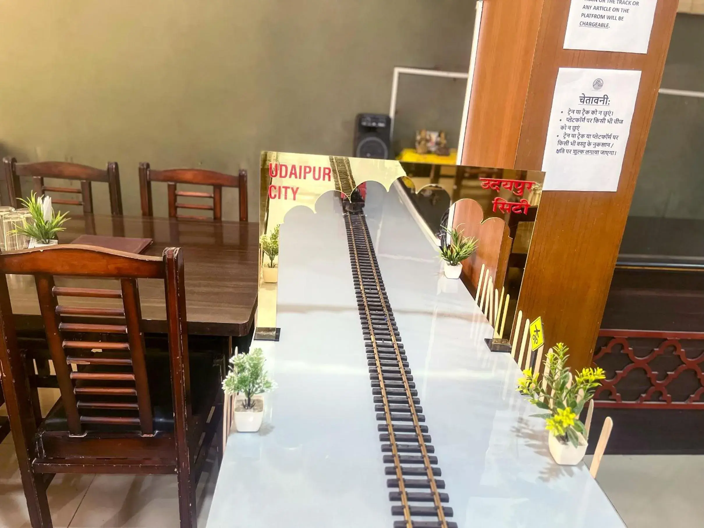 Restaurant/places to eat in Narayans Leela Inn Restaurant/places to eat in Narayans Leela Inn