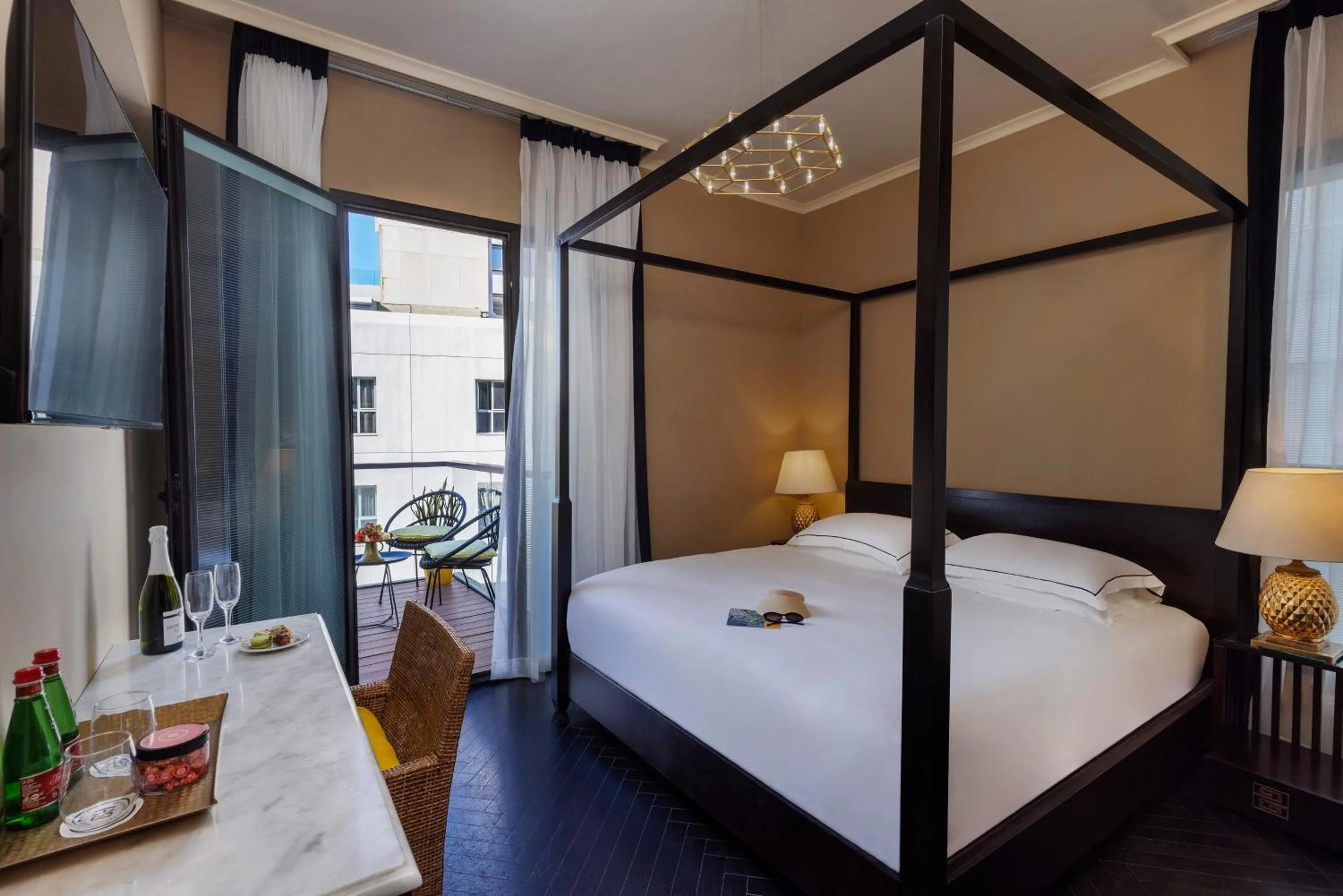 Bedroom, Bed in Brown Beach House Tel-Aviv, a member of Brown Hotels