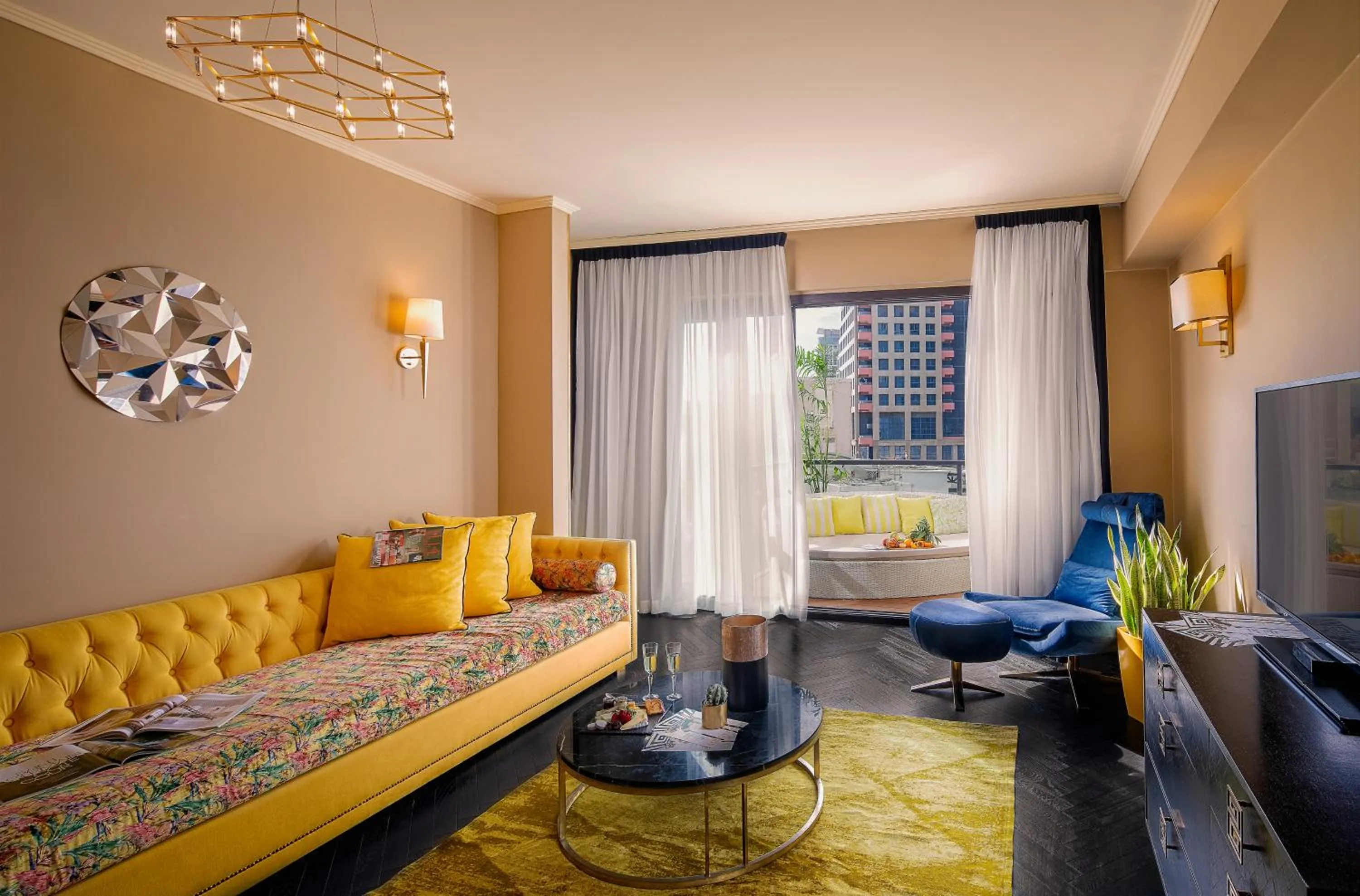 Living room in Brown Beach House Tel-Aviv, a member of Brown Hotels