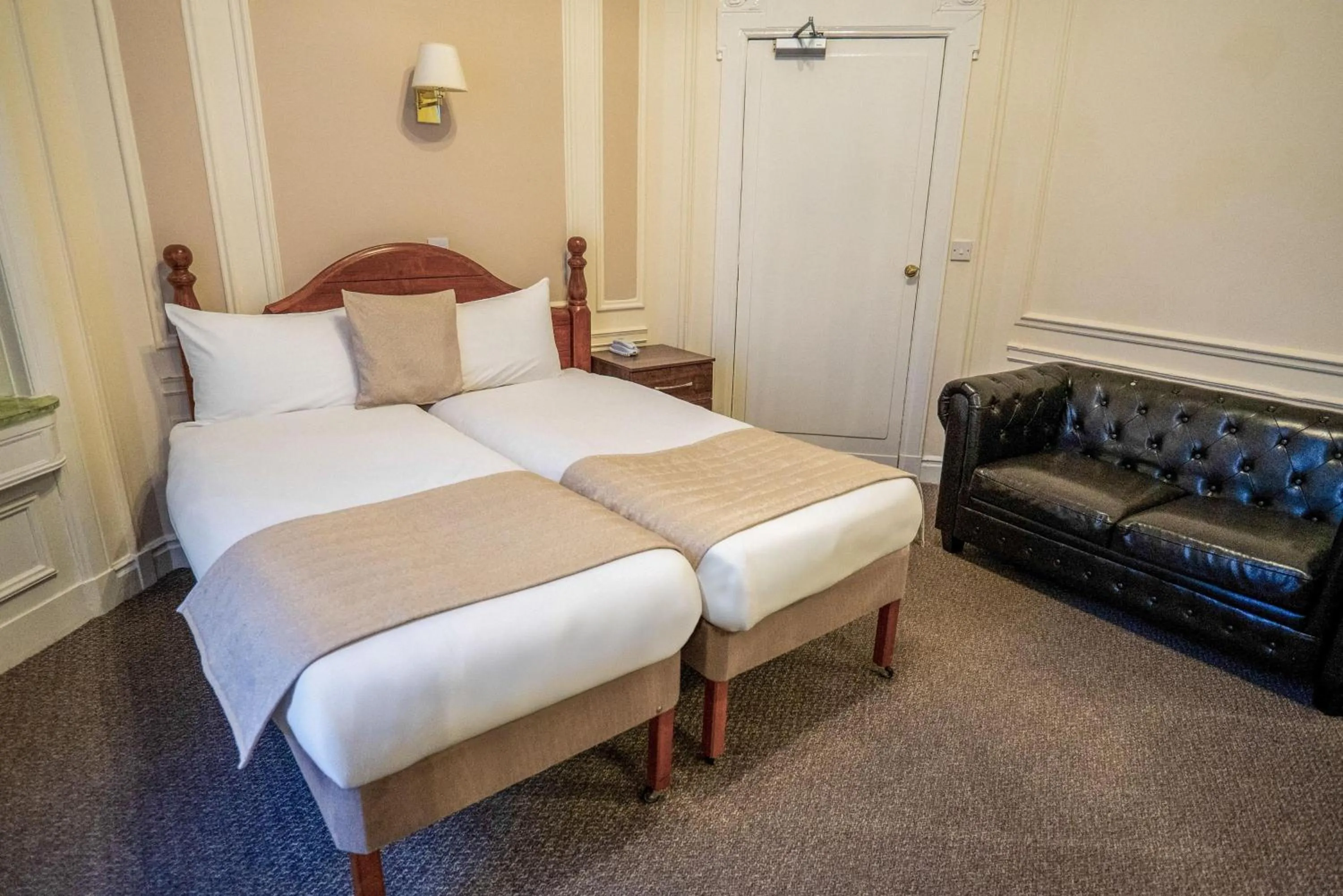 Bed in Adelphi Hotel