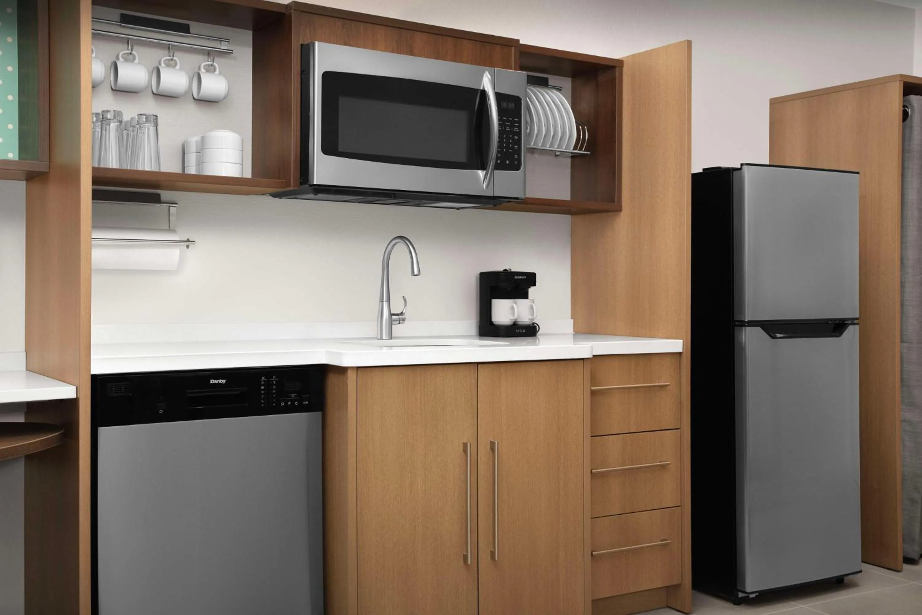 Kitchen or kitchenette in Home2 Suites By Hilton Georgetown Austin North