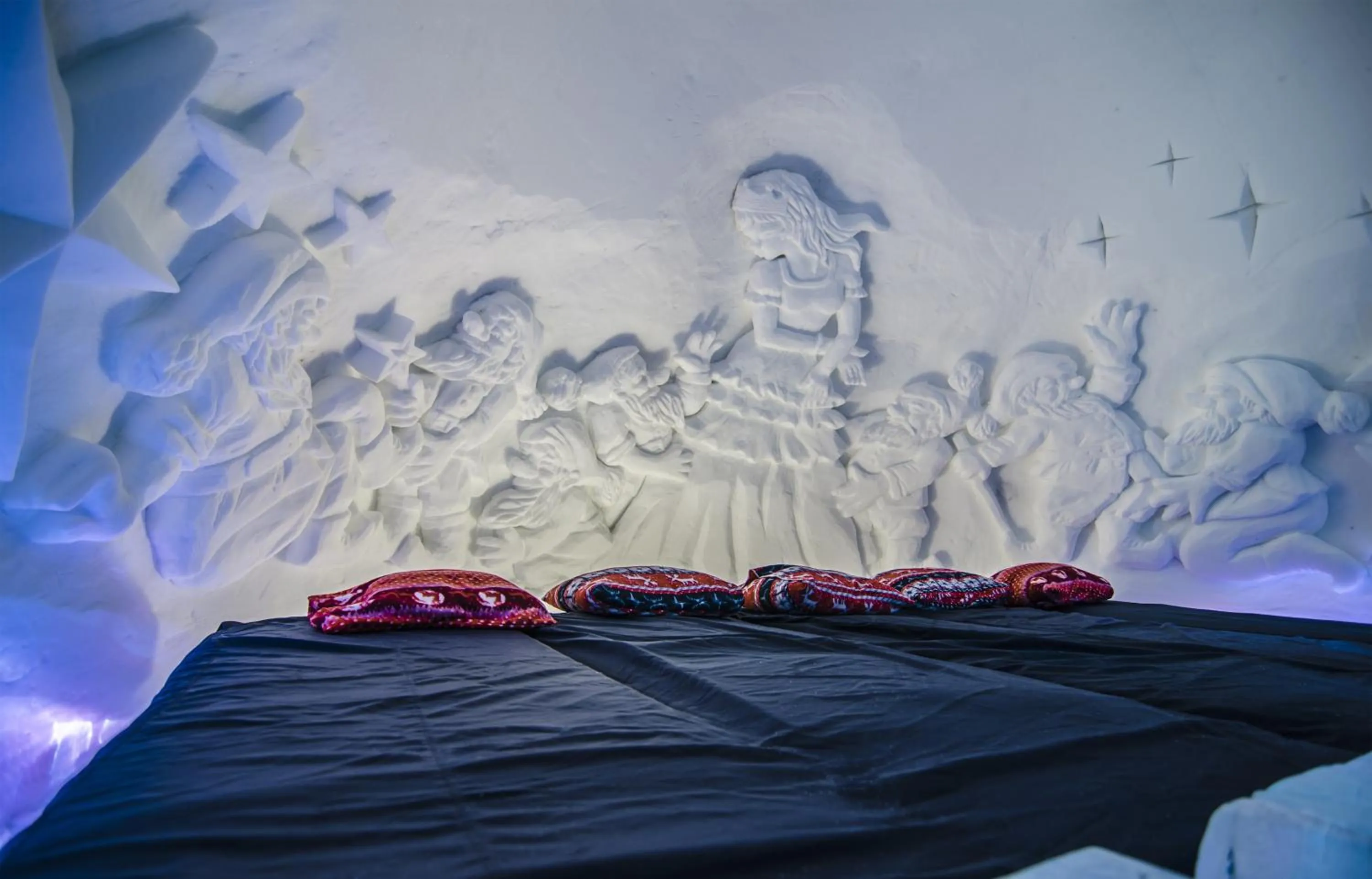 Bed in Snow Resort Kirkenes