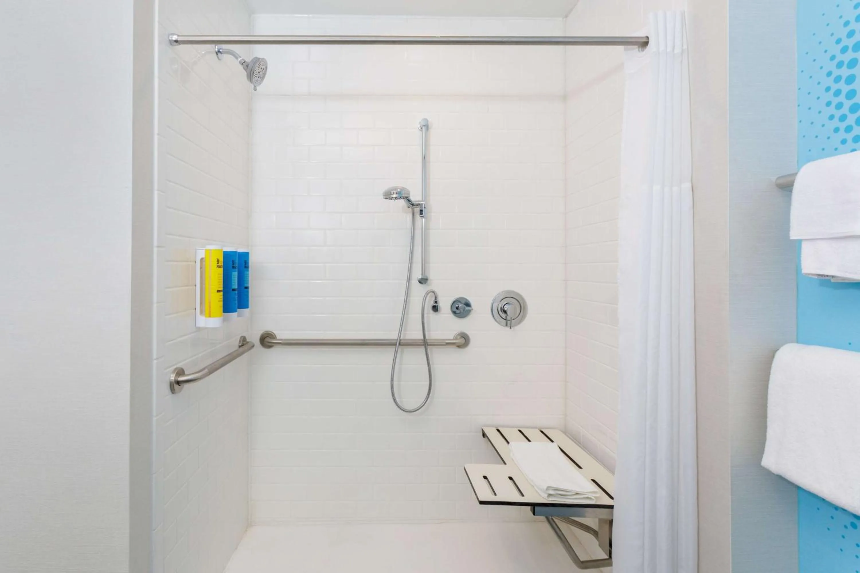 Bathroom in Tru By Hilton Panama City Beach