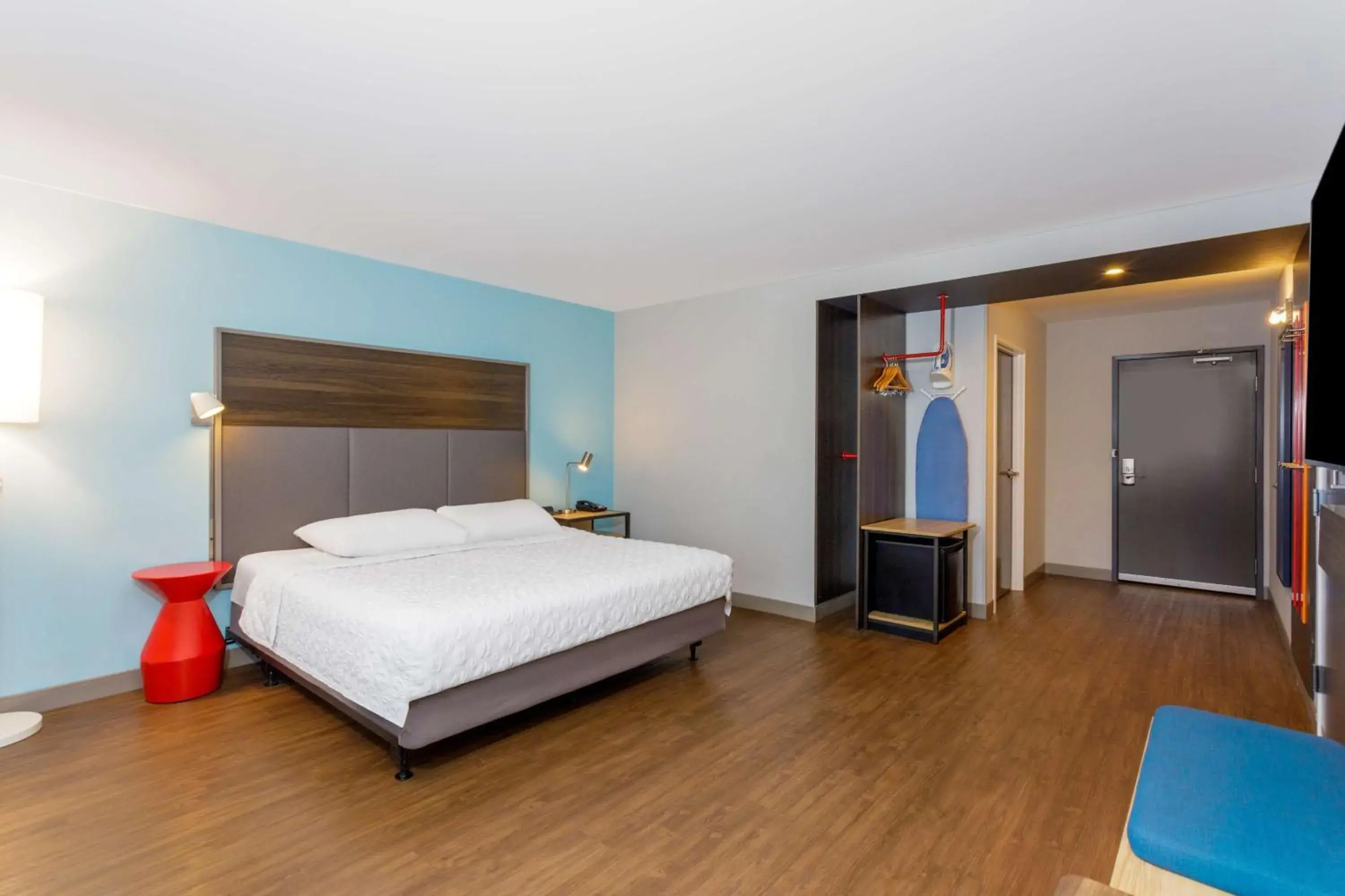 Photo of the whole room, Bed in Tru By Hilton Panama City Beach Photo of the whole room, Bed in Tru By Hilton Panama City Beach