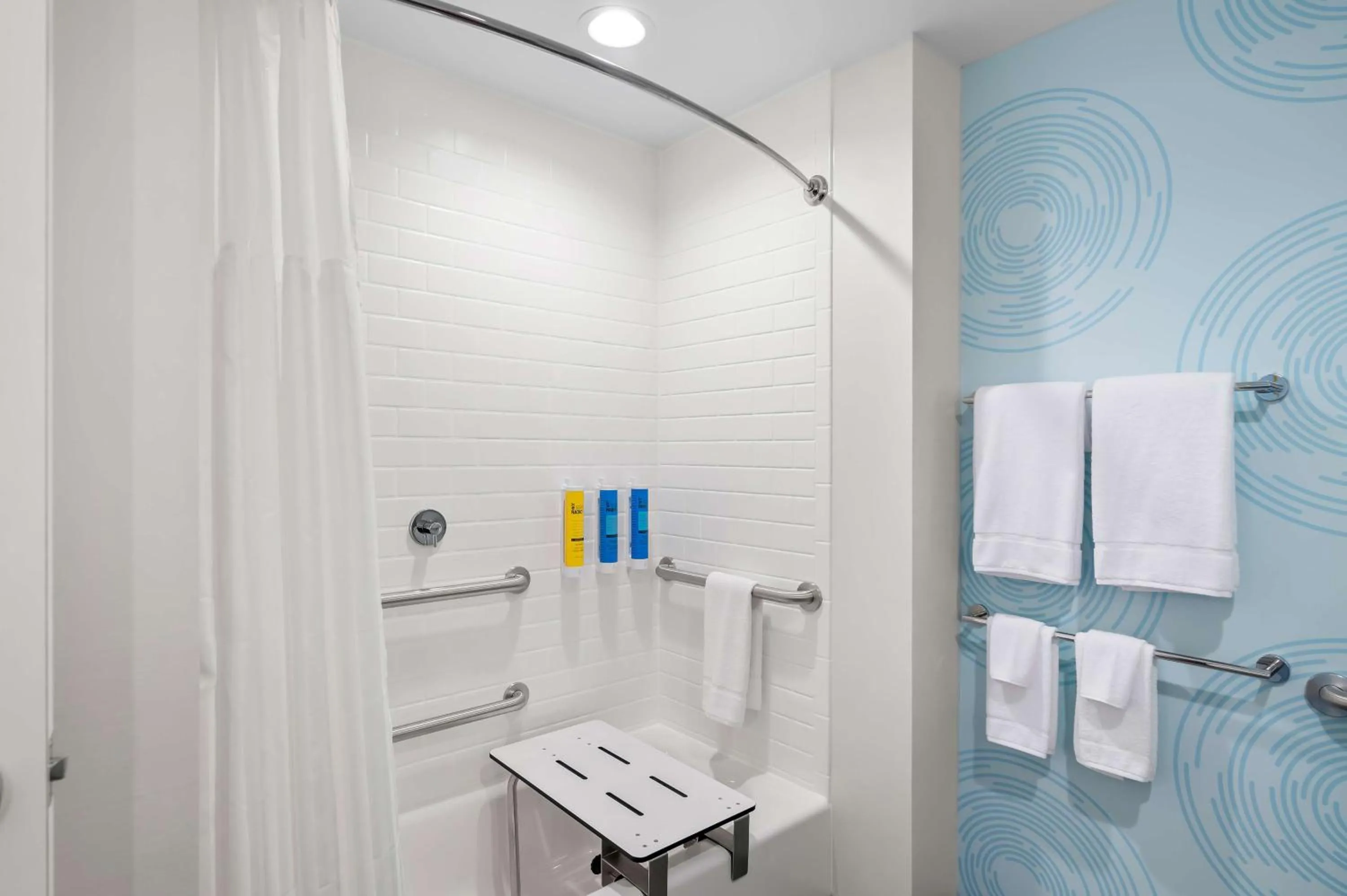 Bathroom in Tru By Hilton Lexington