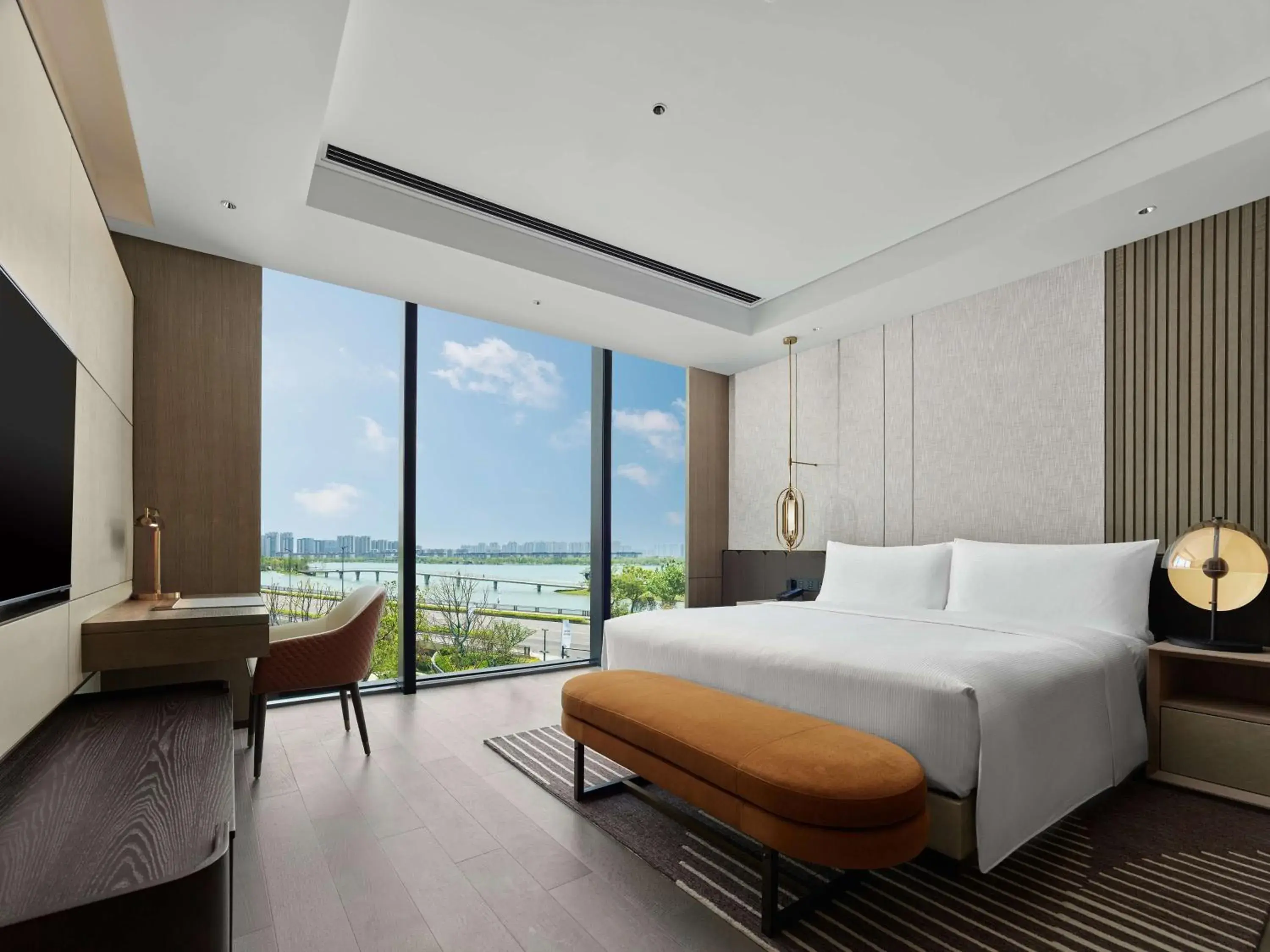 Two-Bedroom King Suite in Hilton Changshu Two-Bedroom King Suite in Hilton Changshu