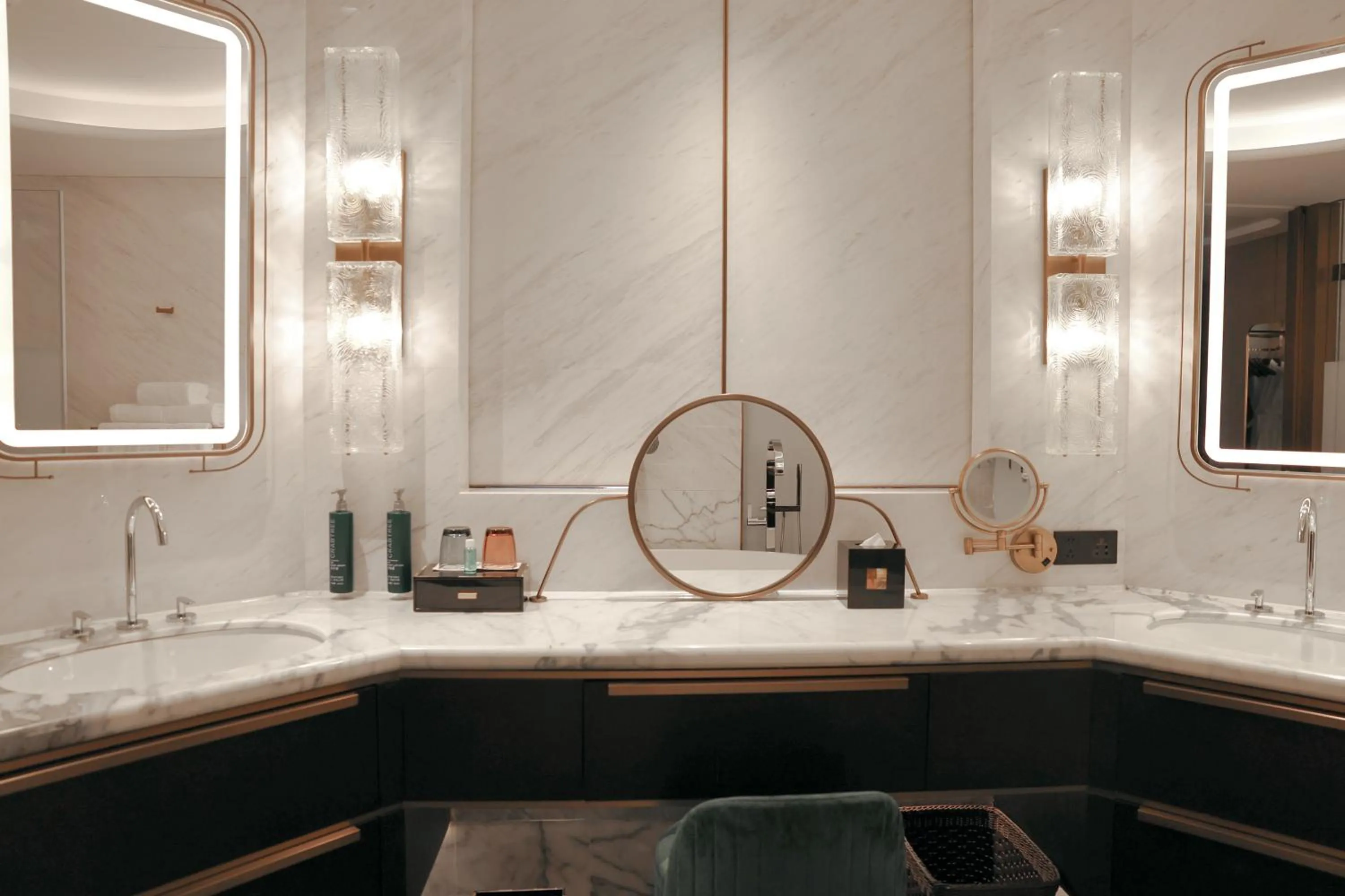 Bathroom in Hilton Changshu