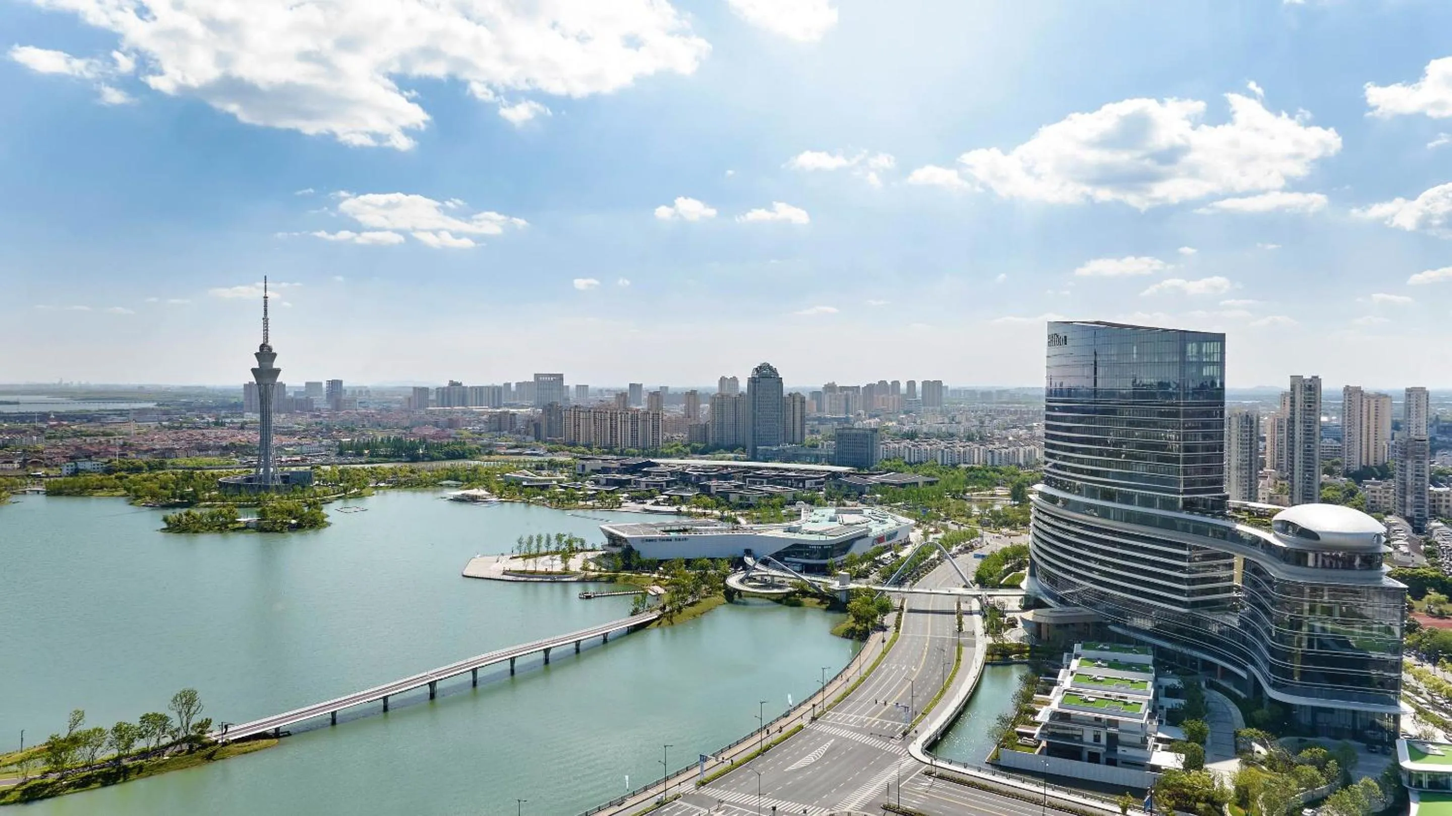 Property building in Hilton Changshu