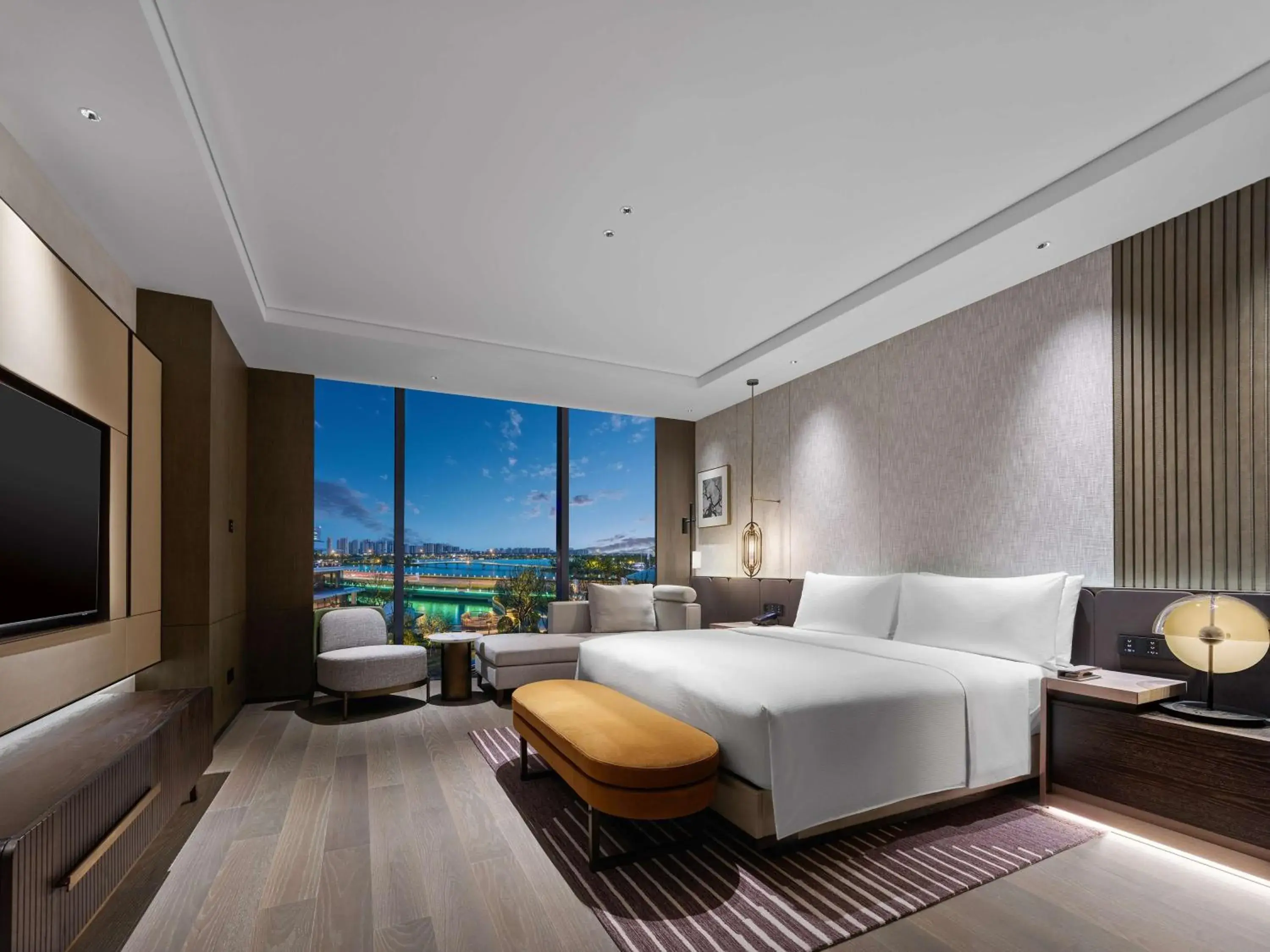 Deluxe Two Bedroom Suite with King Bed in Hilton Changshu Deluxe Two Bedroom Suite with King Bed in Hilton Changshu