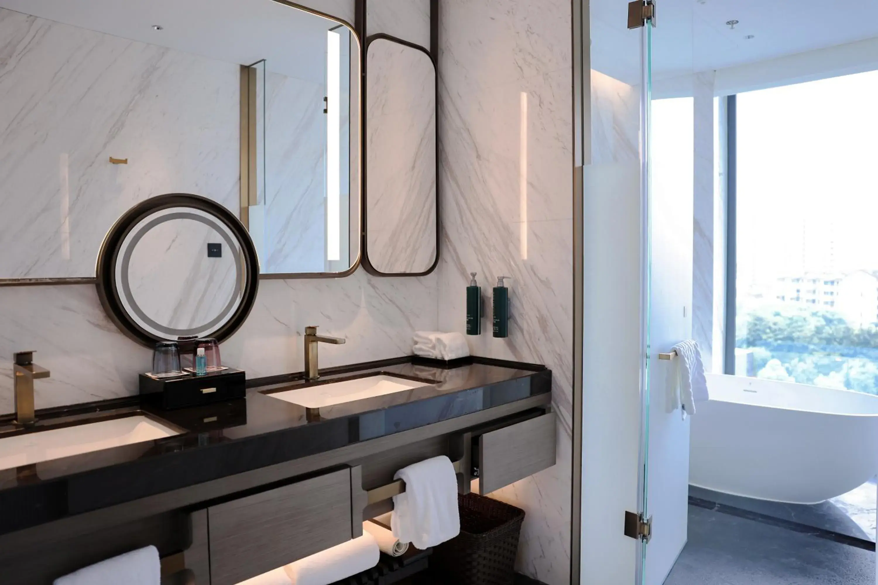 Two-Bedroom Executive Deluxe King Room in Hilton Changshu Two-Bedroom Executive Deluxe King Room in Hilton Changshu