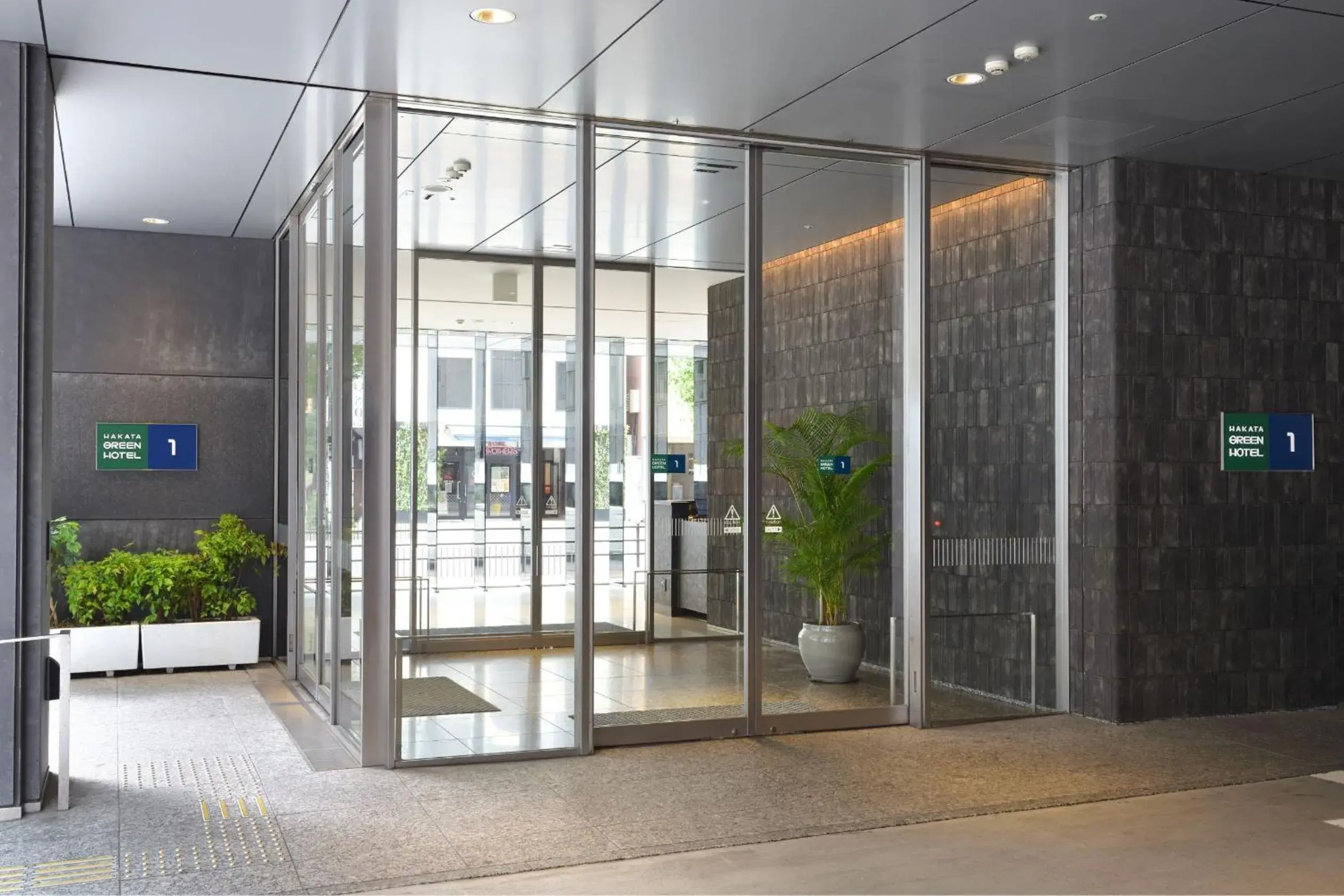 Property building in Hakata Green Hotel No.1 Property building in Hakata Green Hotel No.1