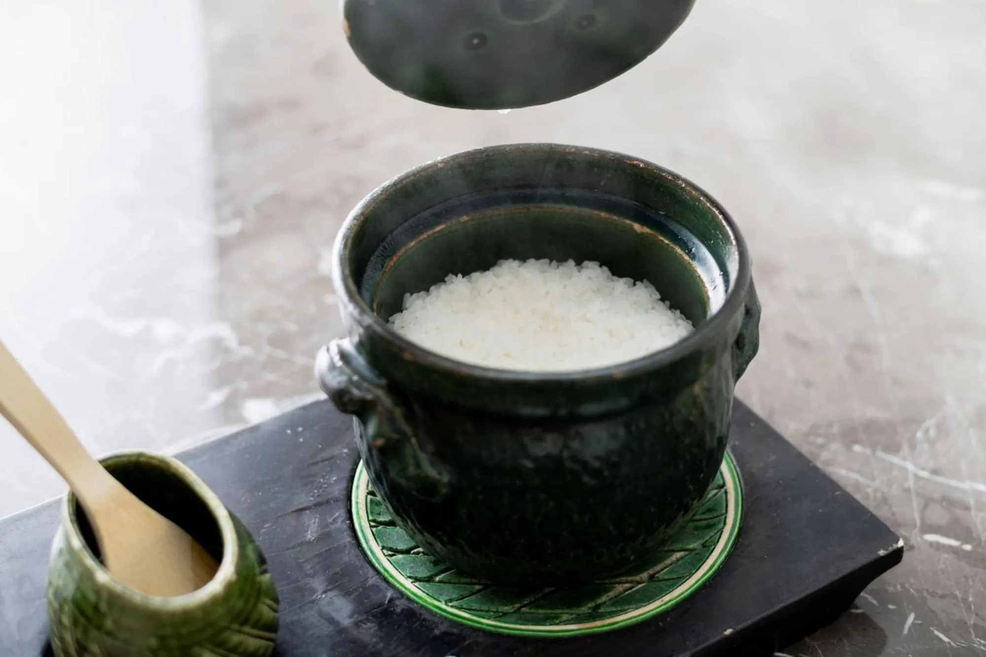 Restaurant/places to eat in River Retreat Garaku