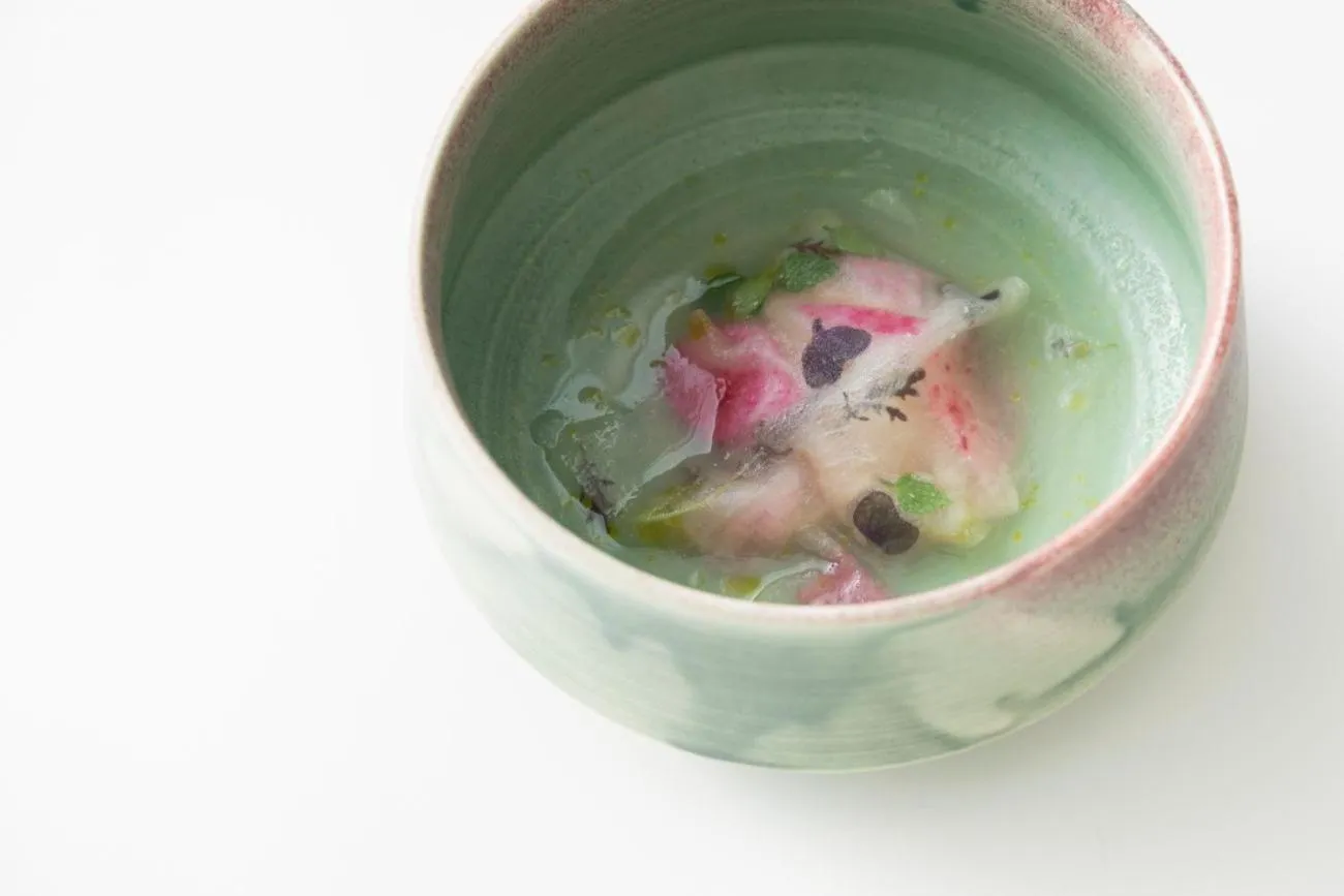 Restaurant/places to eat in River Retreat Garaku