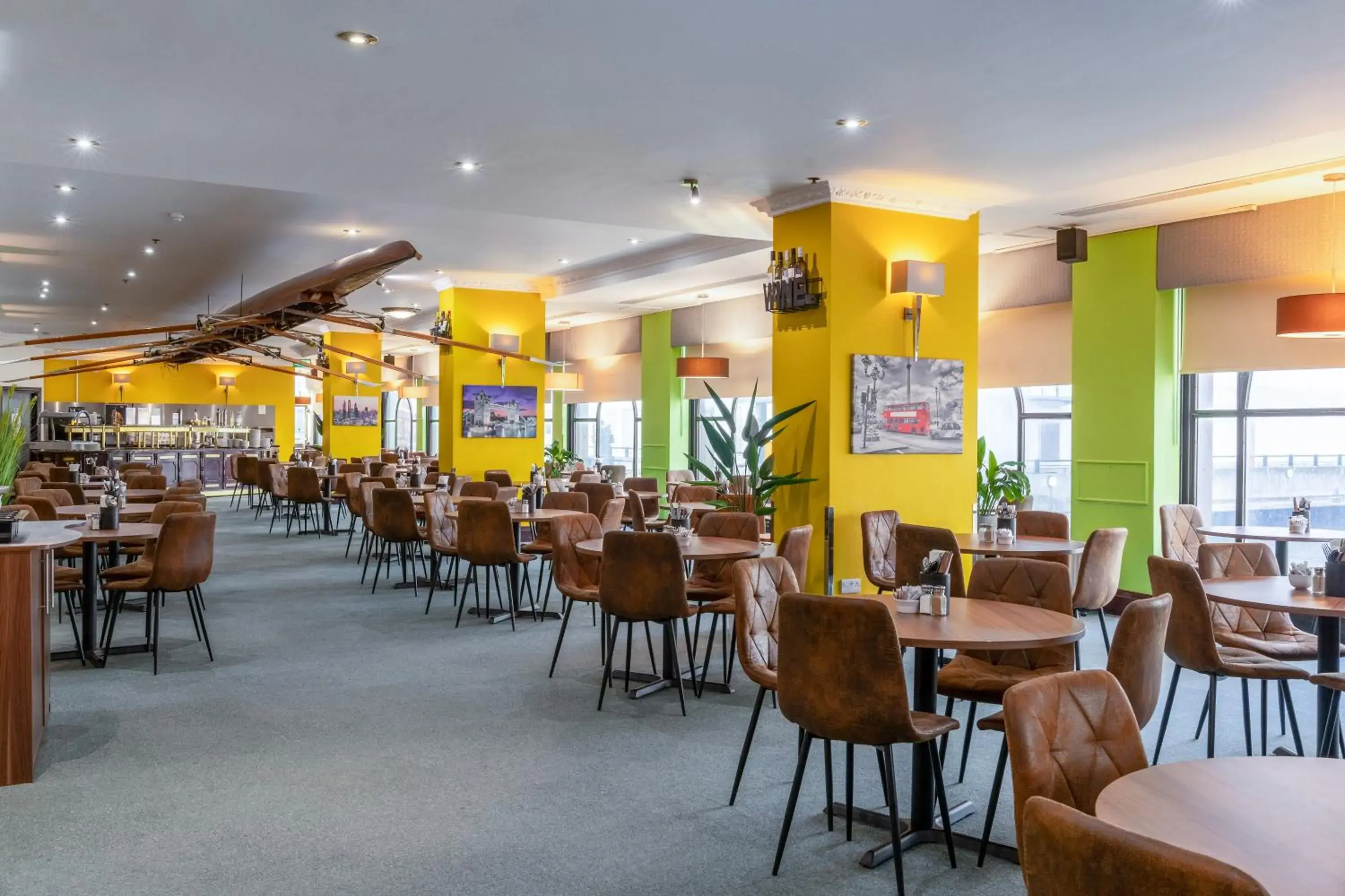 Restaurant/places to eat in Britannia International Hotel Canary Wharf Restaurant/places to eat in Britannia International Hotel Canary Wharf