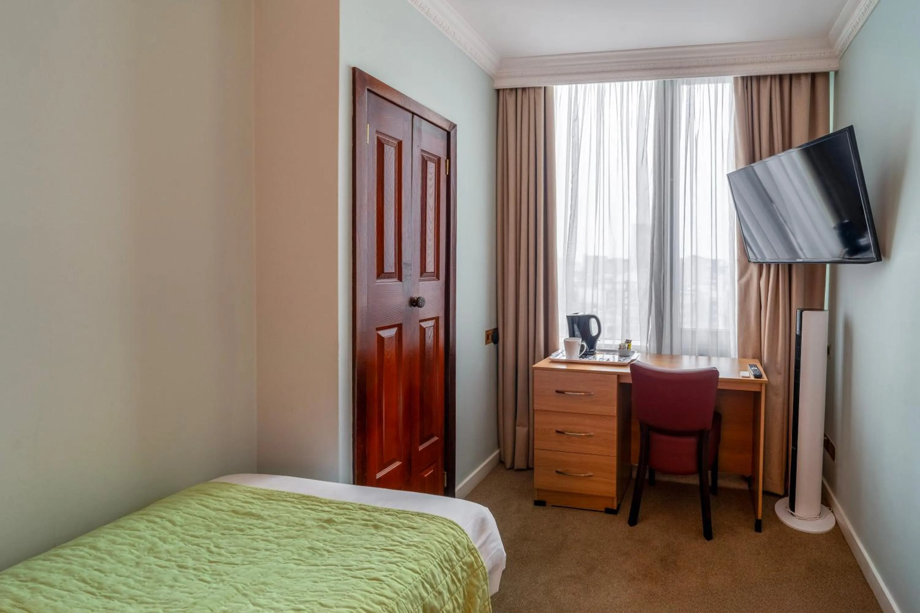 Bedroom in Britannia International Hotel Canary Wharf
