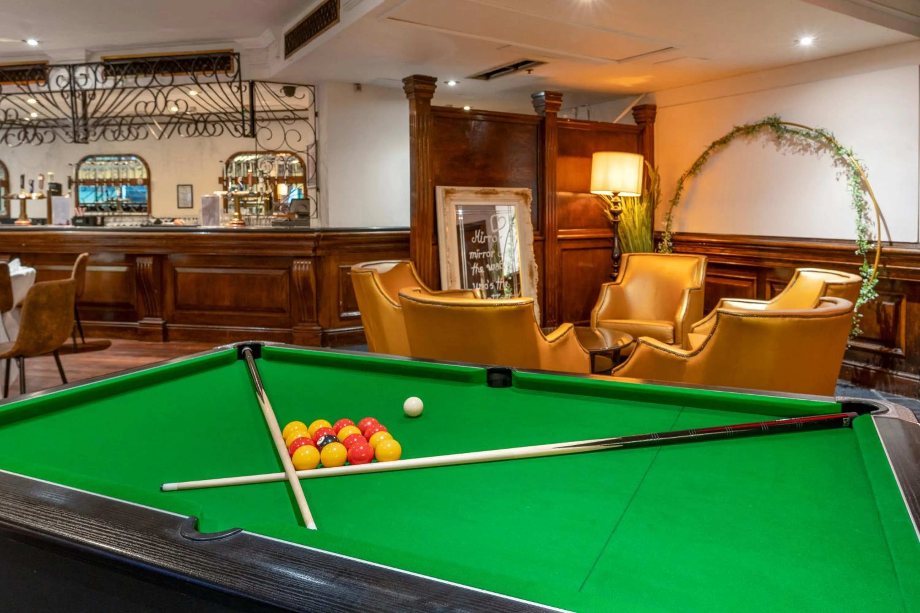 Billiard in Britannia International Hotel Canary Wharf