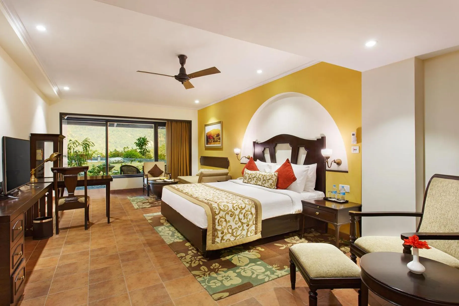 Photo of the whole room, Bed in Aloha On The Ganges by Leisure Hotels