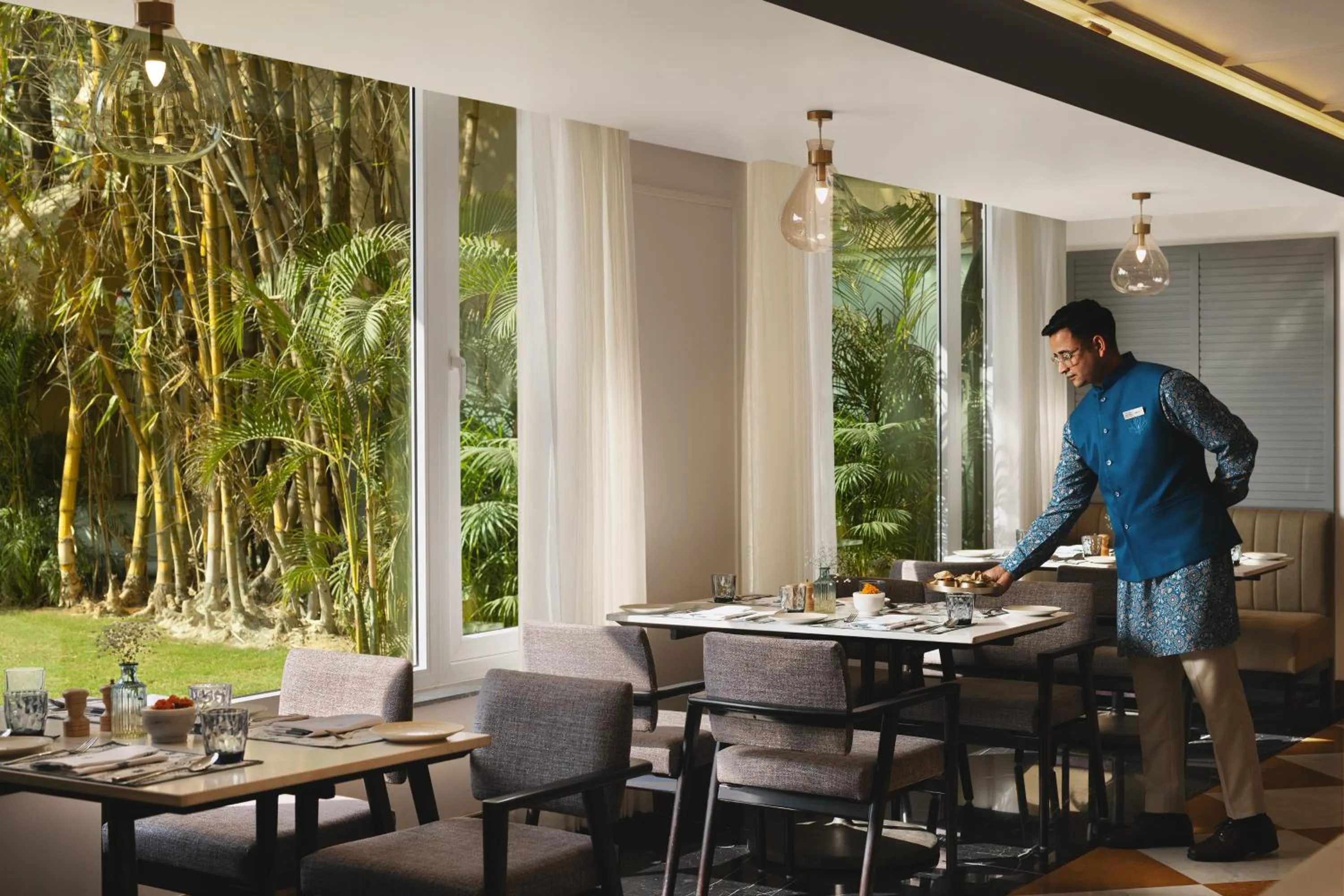 Restaurant/places to eat in Aloha On The Ganges by Leisure Hotels