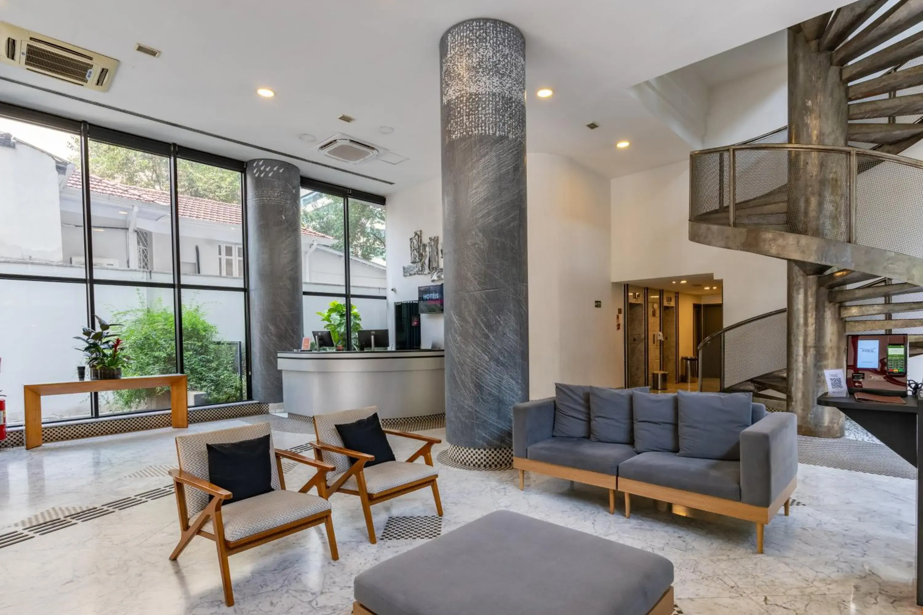 Lobby or reception in Intercity Interative São Paulo Jardins Lobby or reception in Intercity Interative São Paulo Jardins