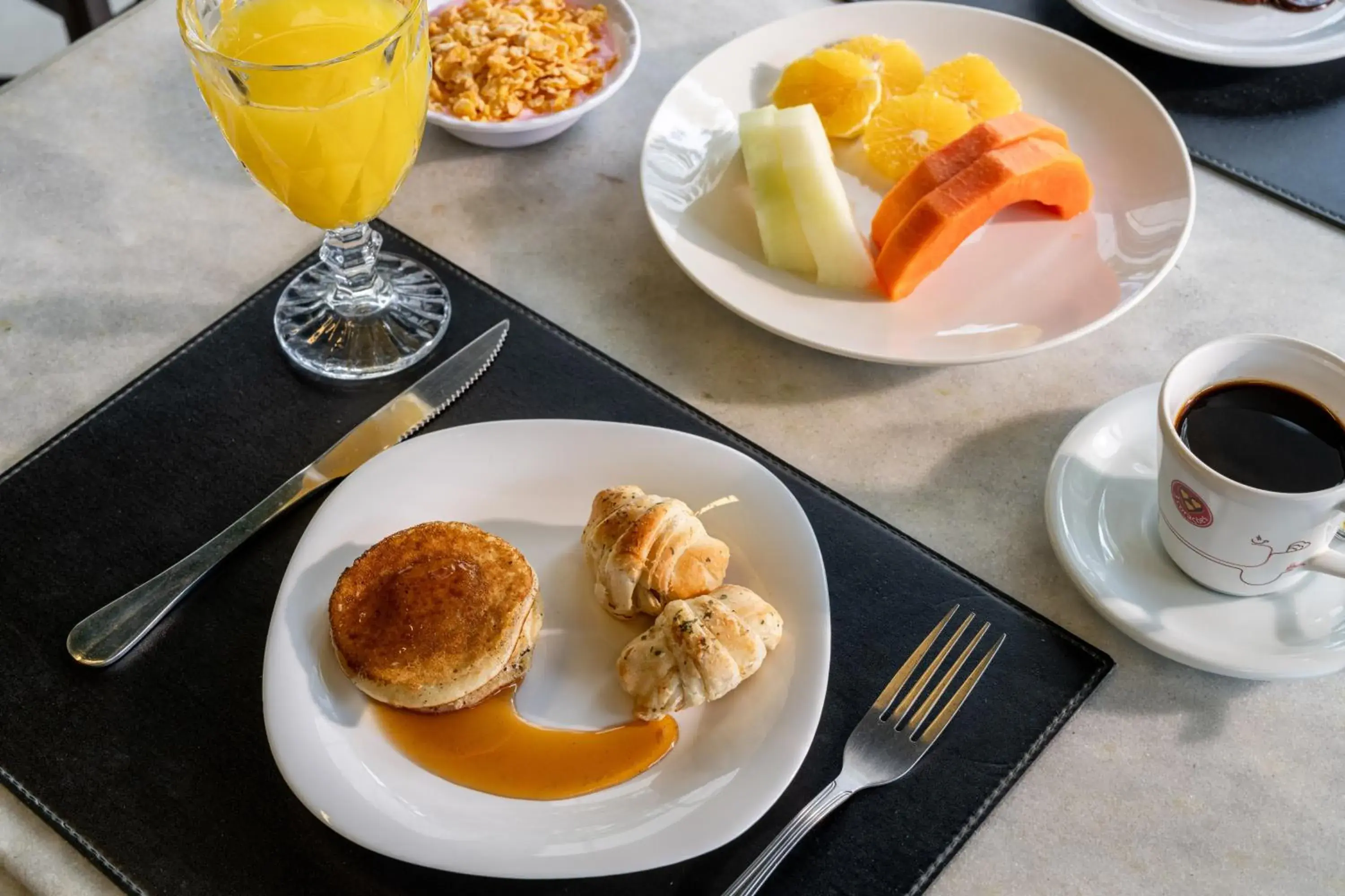 Breakfast in Intercity Interative São Paulo Jardins Breakfast in Intercity Interative São Paulo Jardins