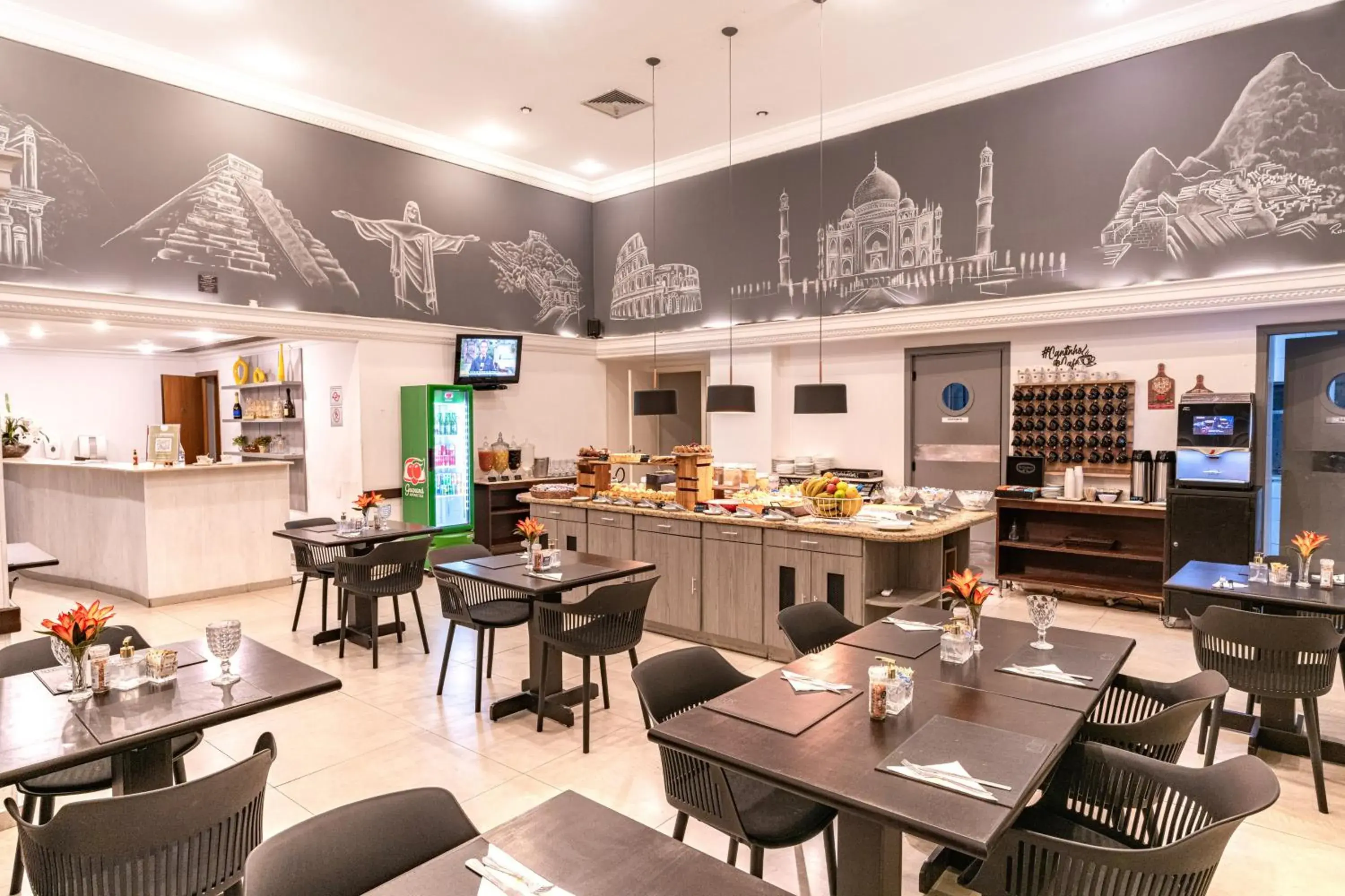 Restaurant/places to eat in Intercity Interative São Paulo Jardins Restaurant/places to eat in Intercity Interative São Paulo Jardins