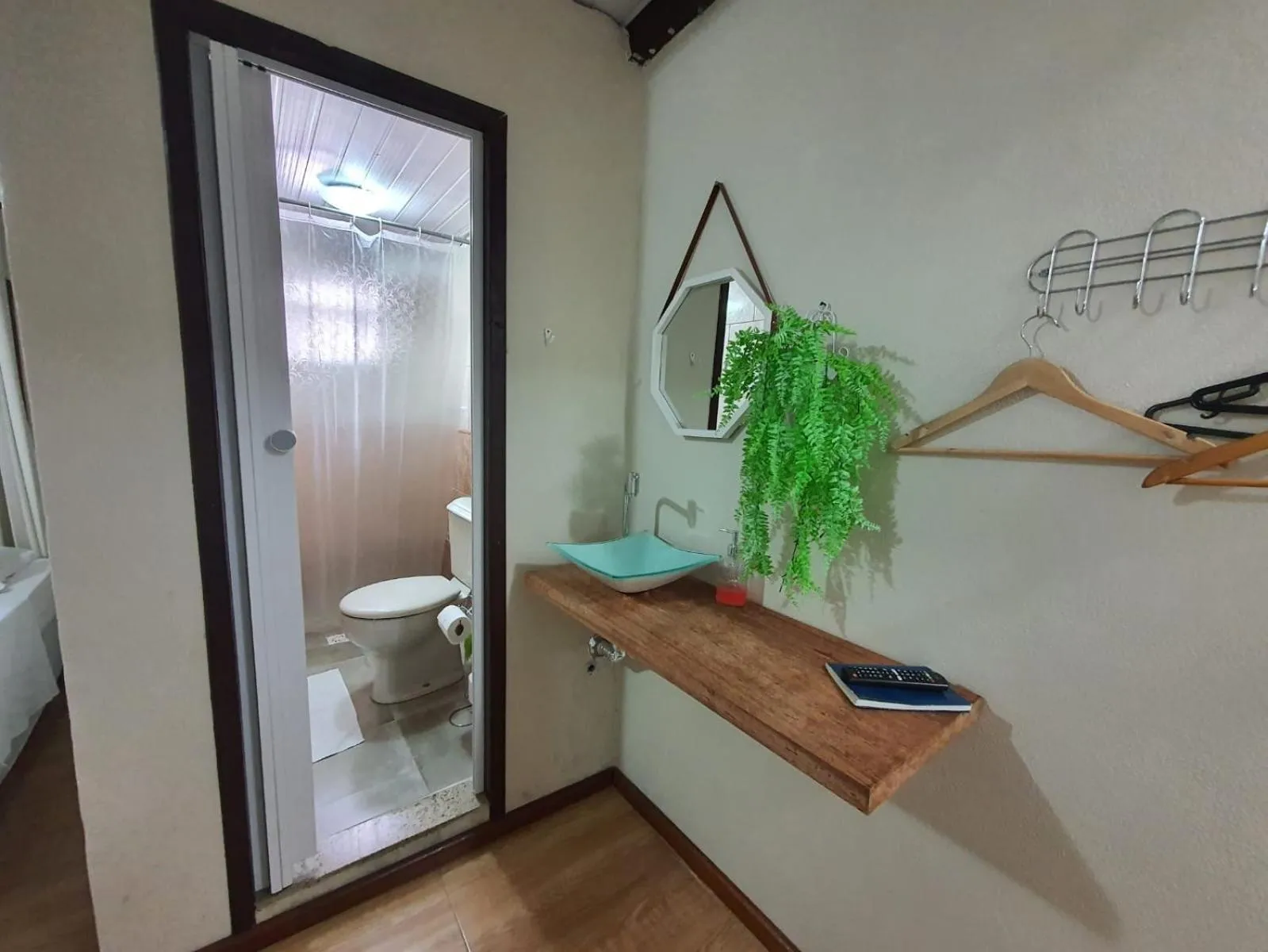 Shower in Pousada Tuiuiu