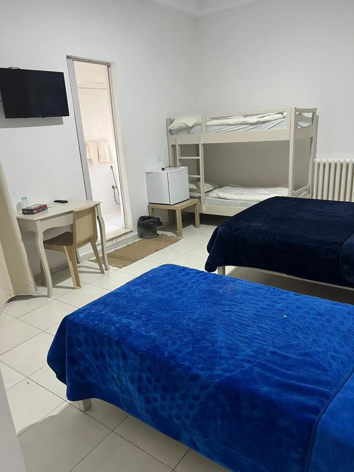 Bed in Hotel Transatlantique Tunis