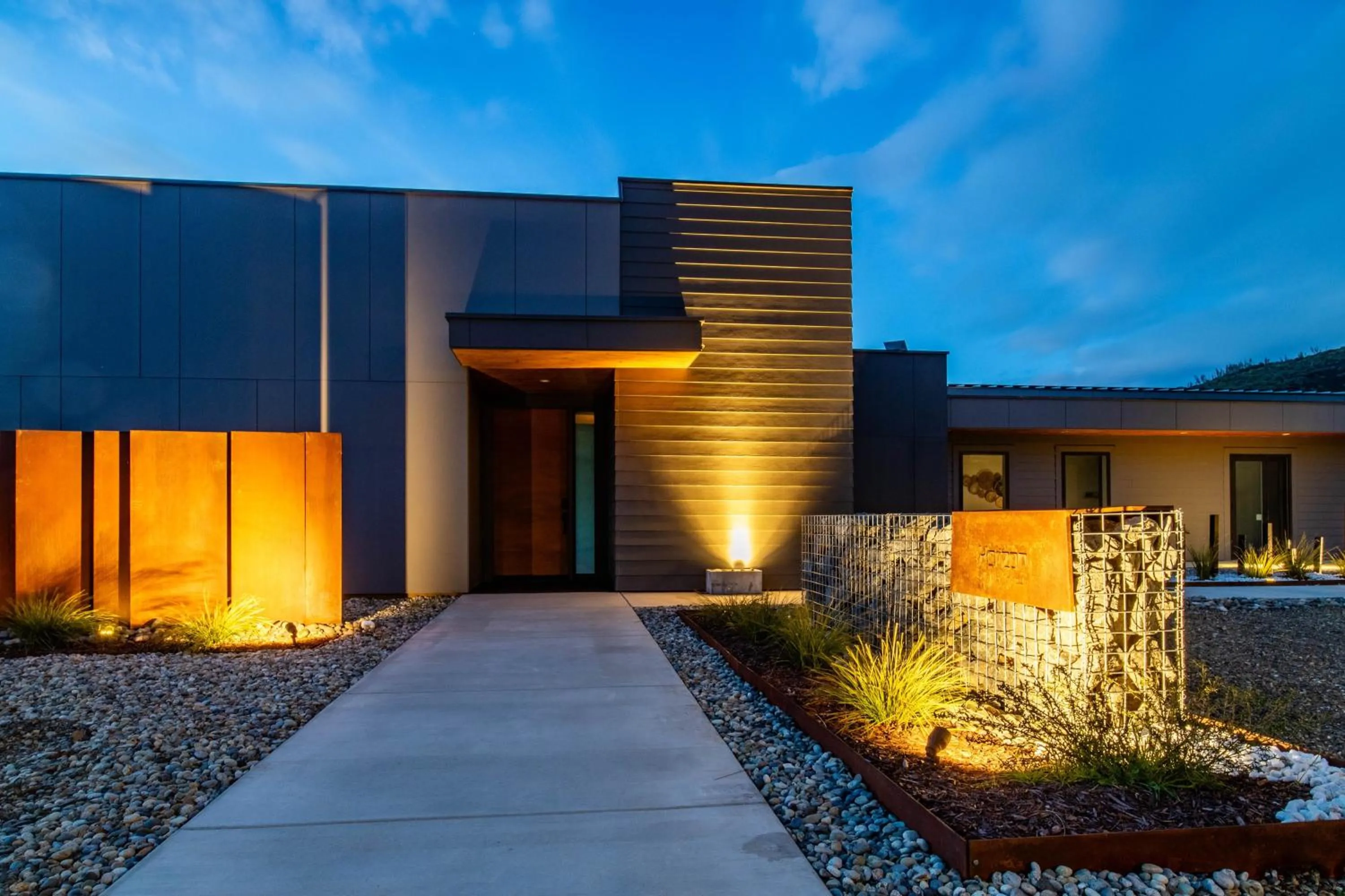 Facade/entrance in Horizon by Yosemite
