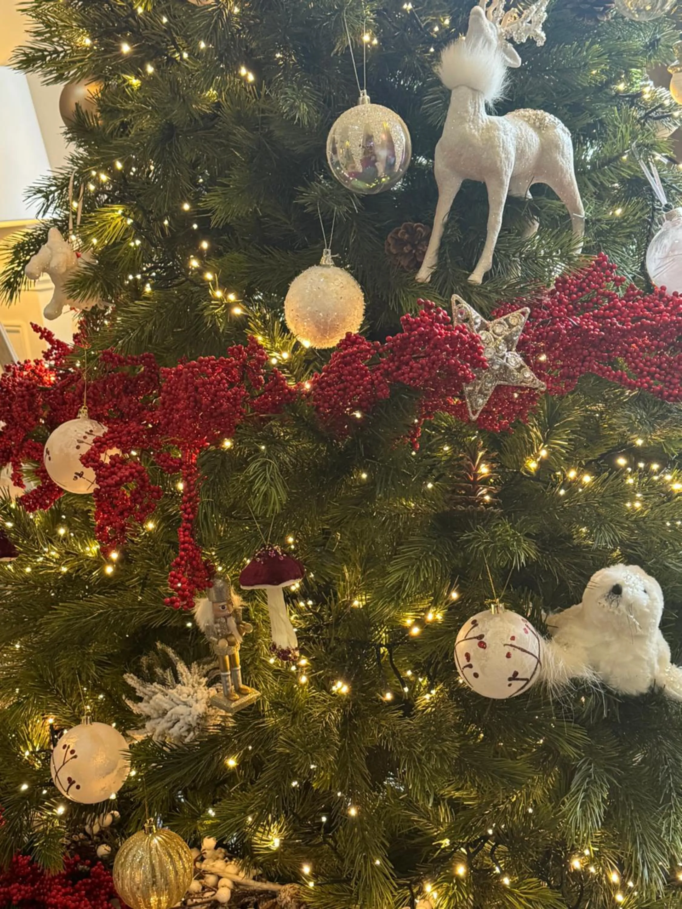 Property building in The Westlynne Hotel & Apartments