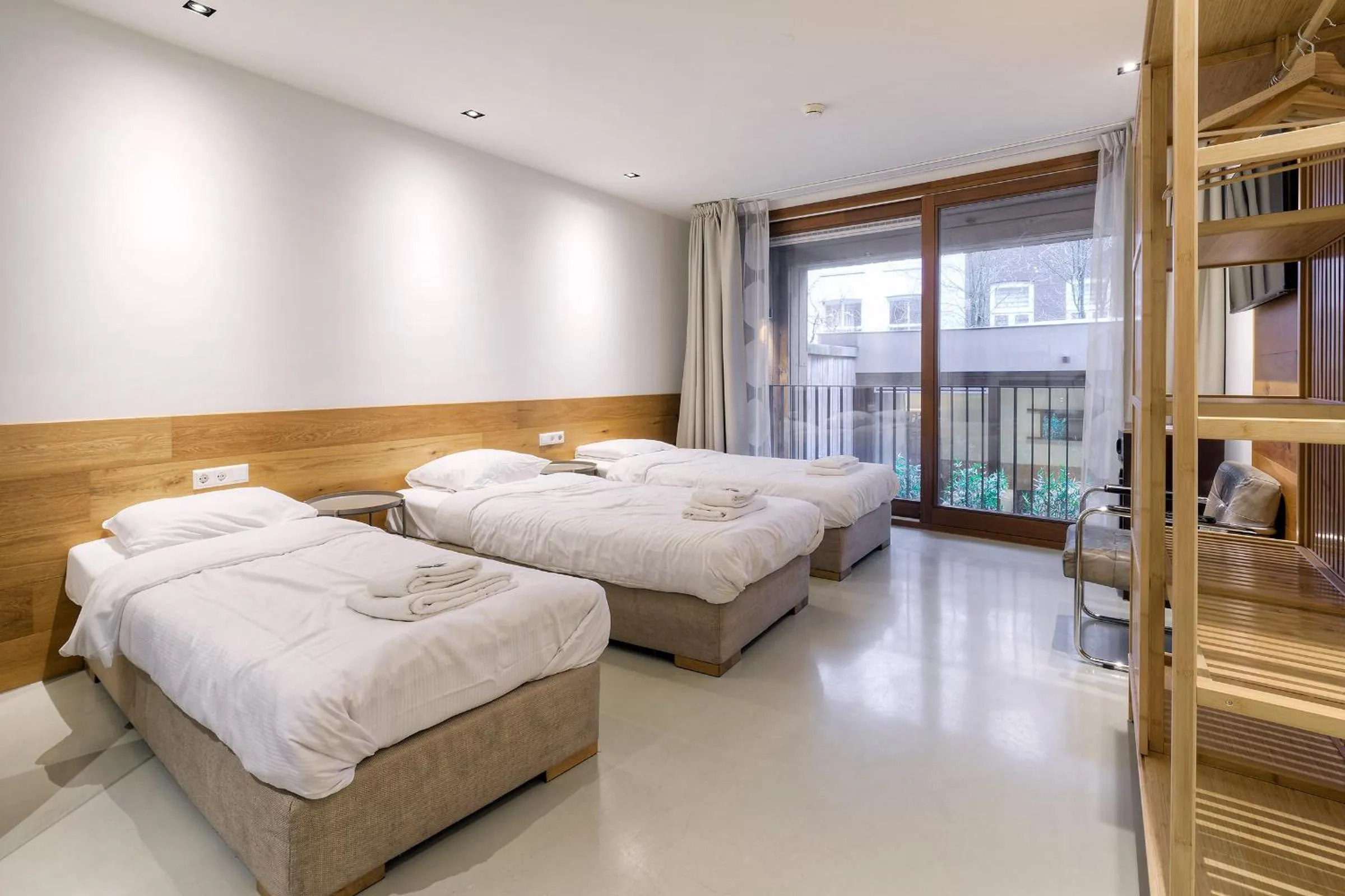 Bed in Marnix360apartments The Mansion Suites