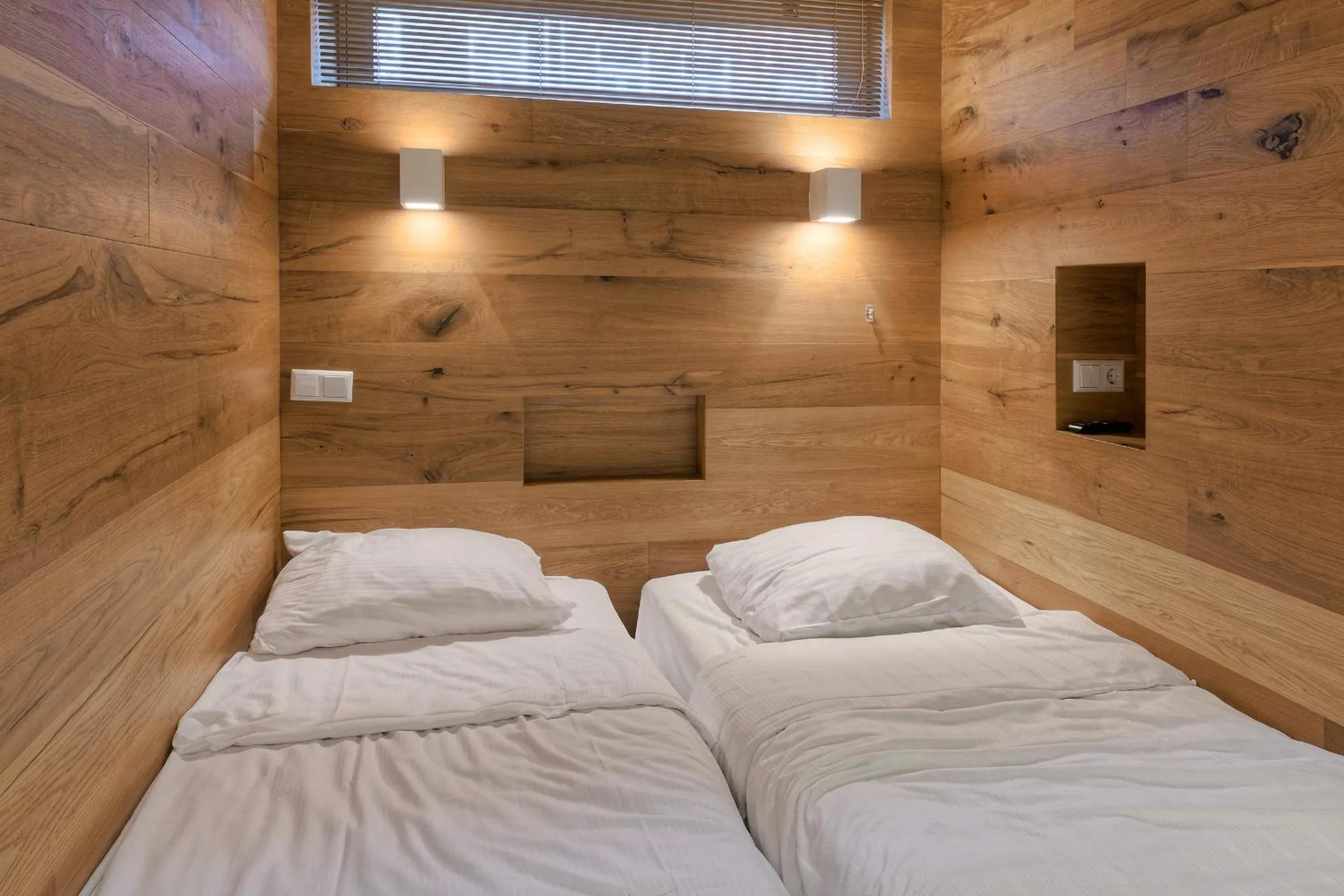 Bed in Marnix360apartments The Mansion Suites