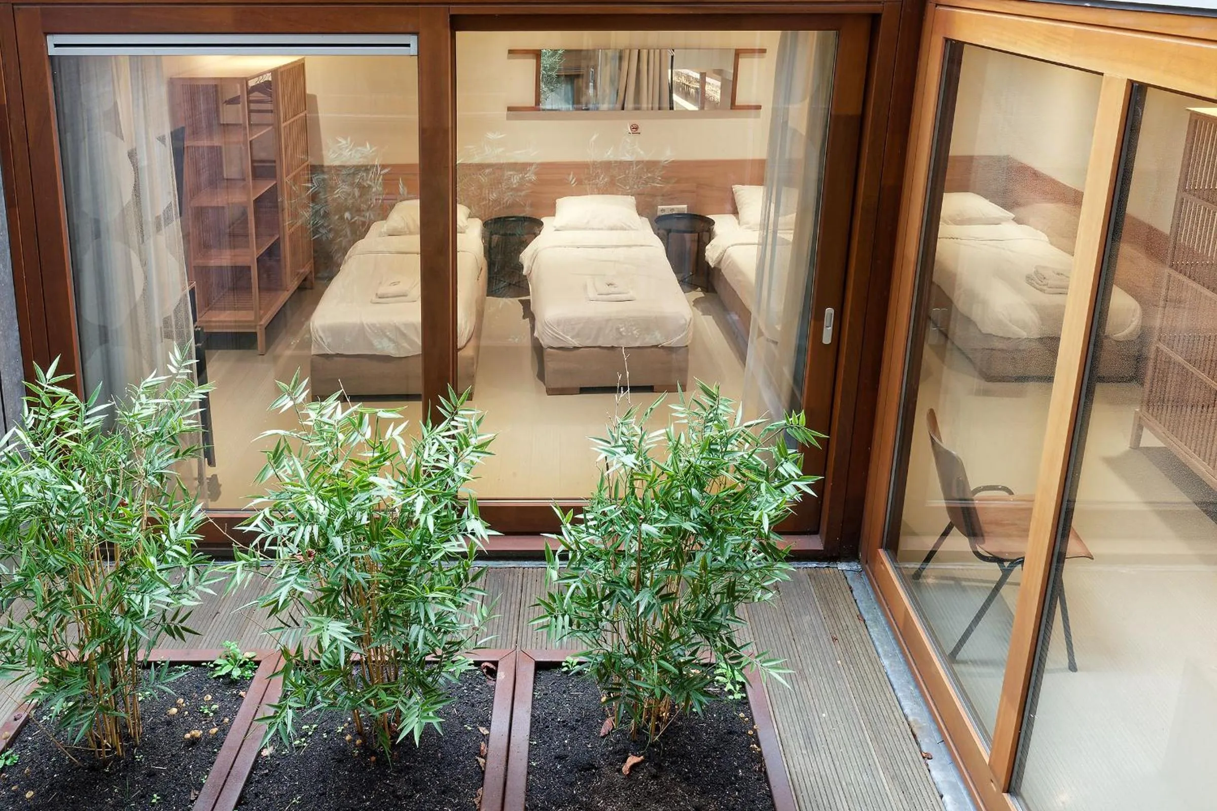 Bed in Marnix360apartments The Mansion Suites