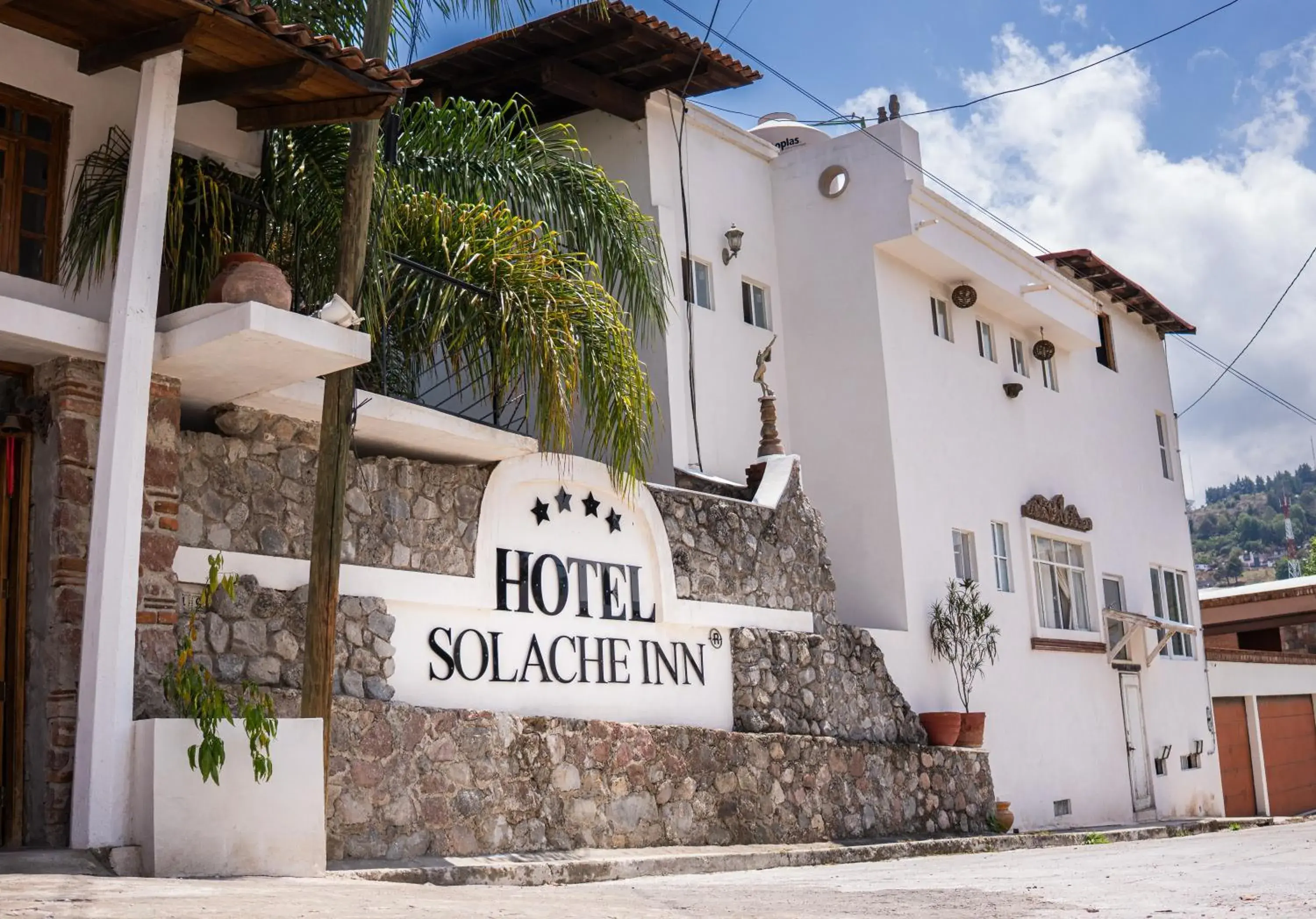 SOLACHE INN SOLACHE INN