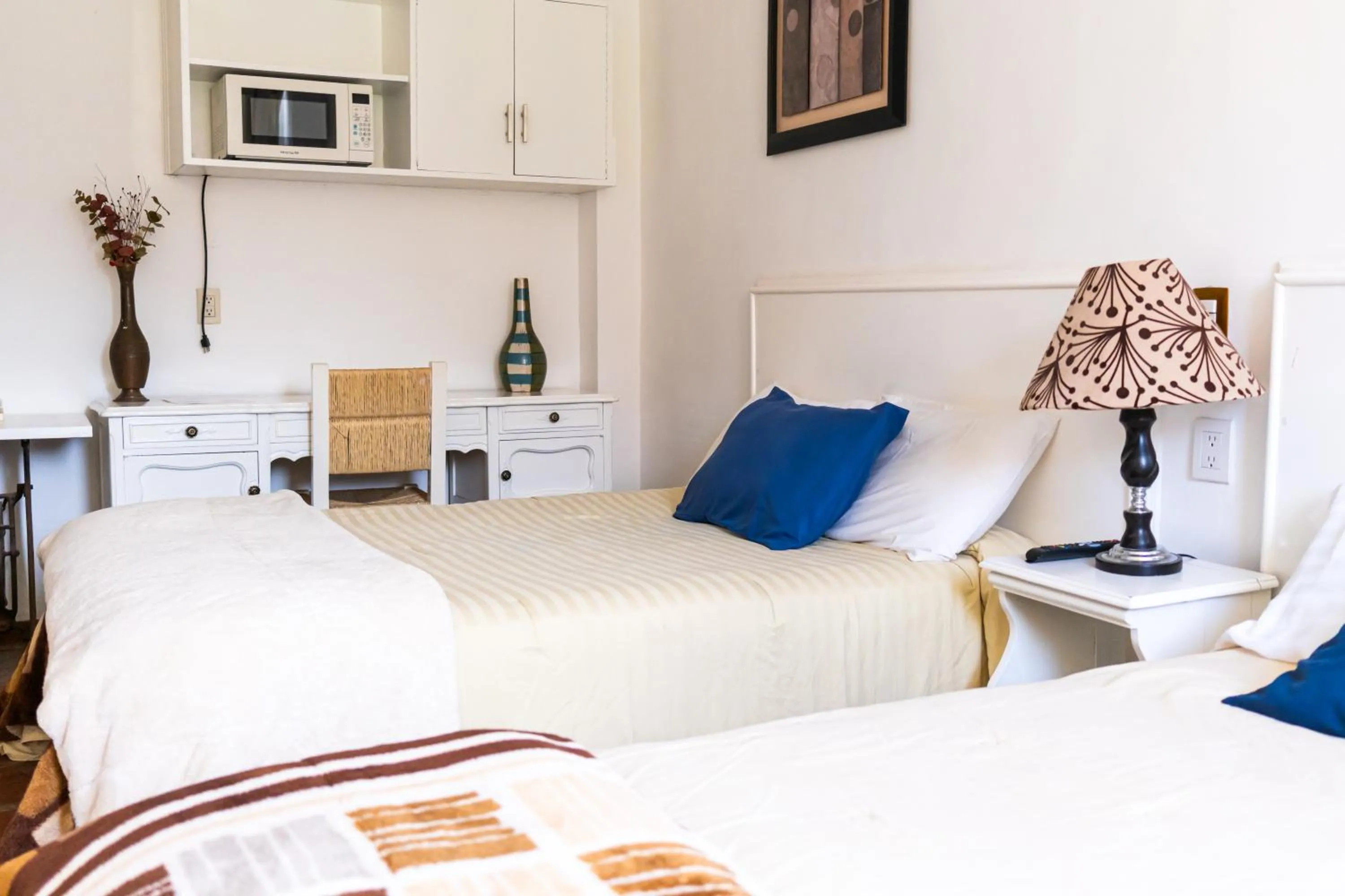 Twin Room in SOLACHE INN