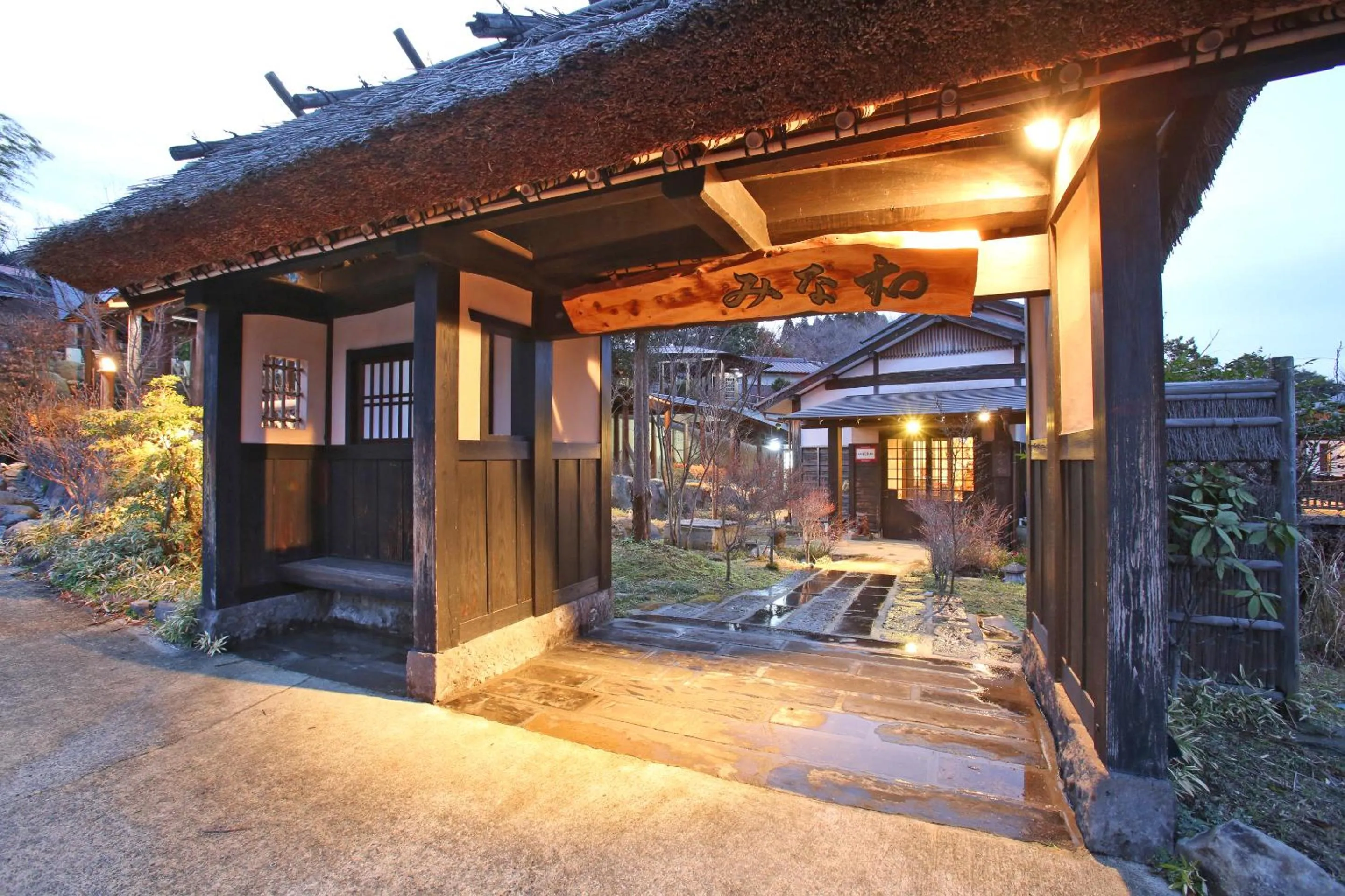 Facade/entrance in Tawarayama Onsen Ryokan Minawa