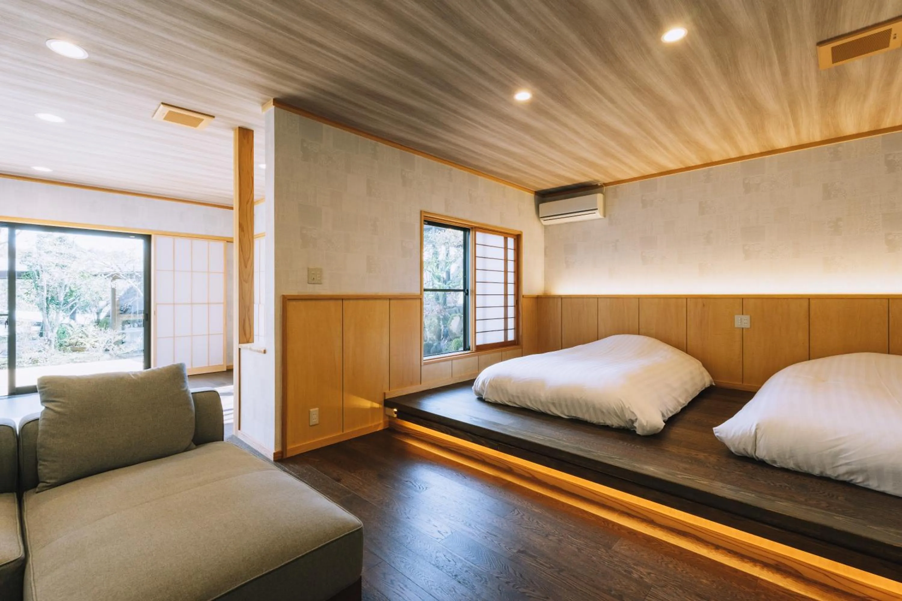 Photo of the whole room, Bed in Tawarayama Onsen Ryokan Minawa