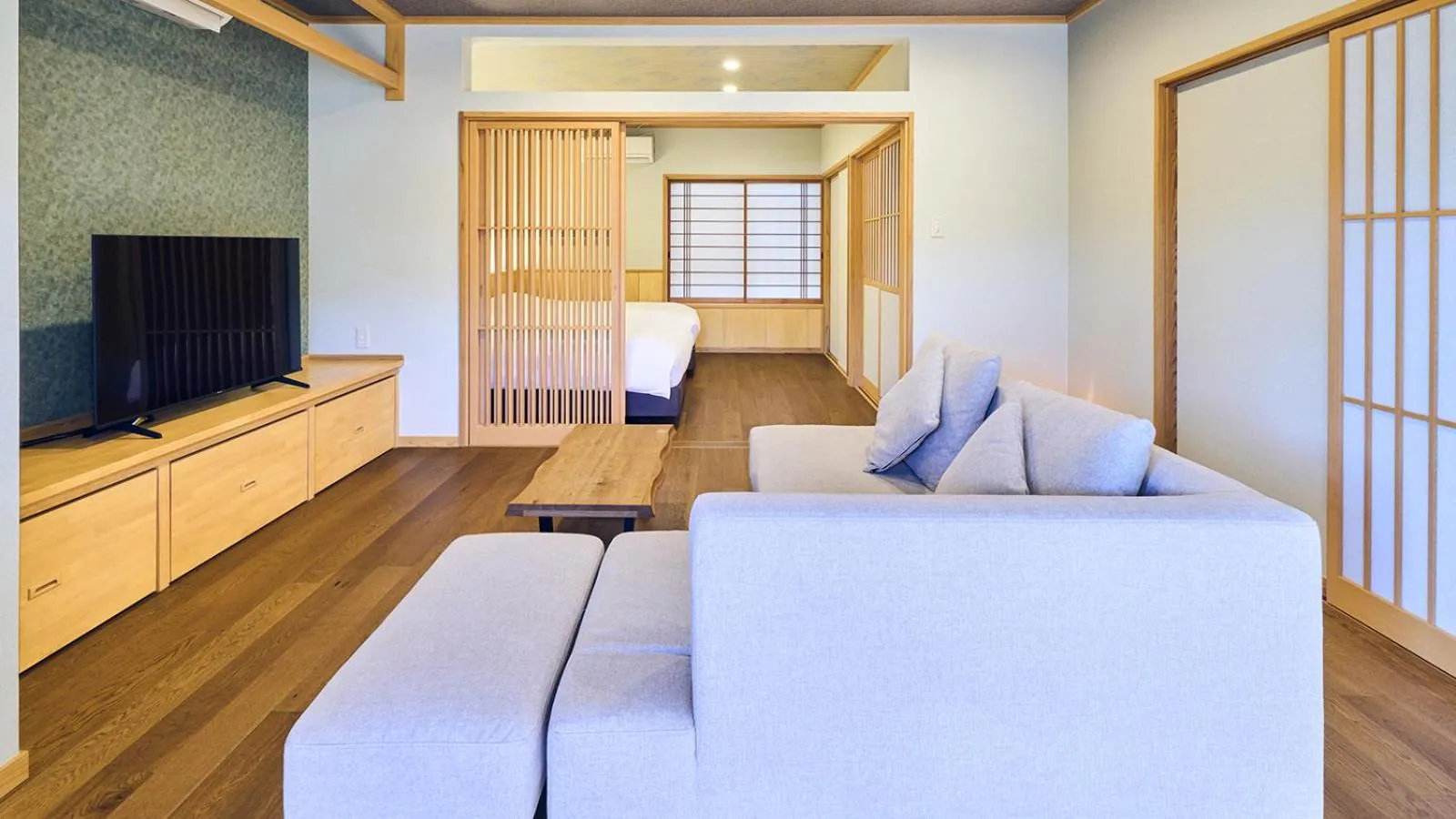 Photo of the whole room in Tawarayama Onsen Ryokan Minawa